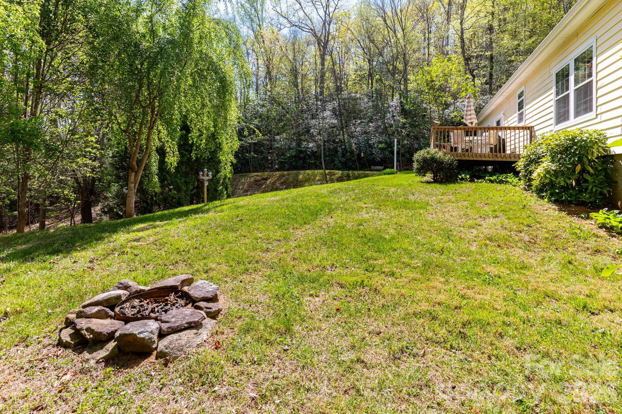 Ruth Villa - Residential