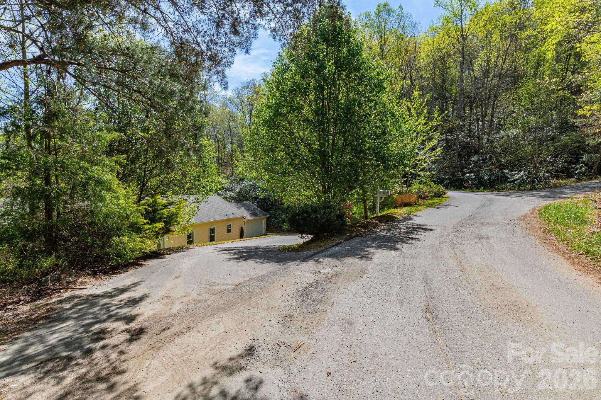 Ruth Villa - Residential