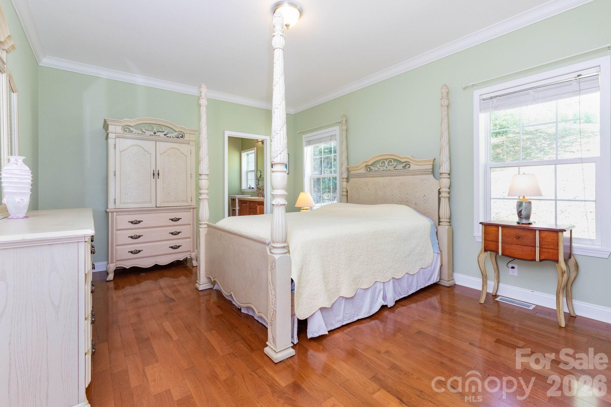 Ruth Villa - Residential