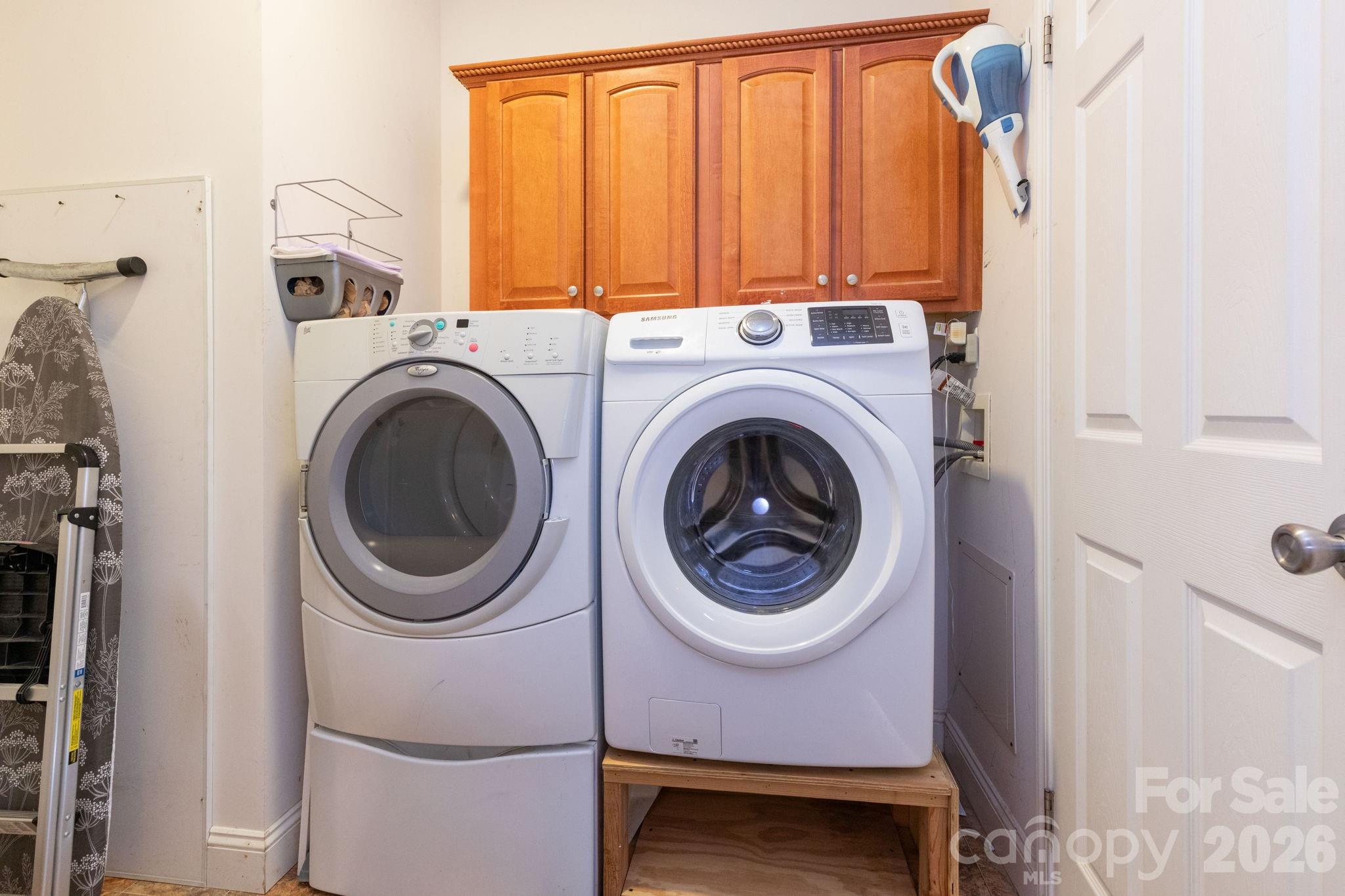 Ruth Villa - Residential