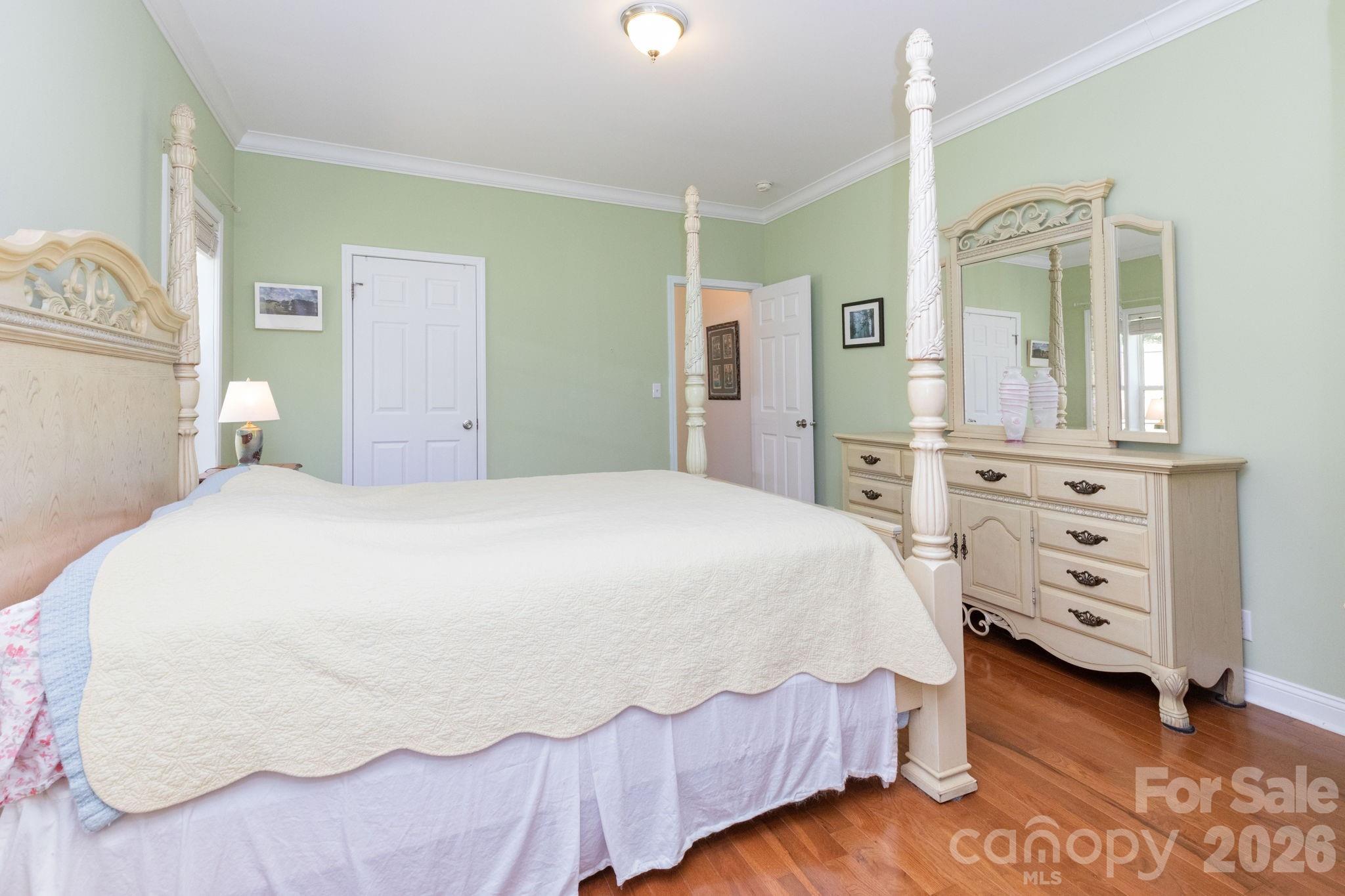 Ruth Villa - Residential