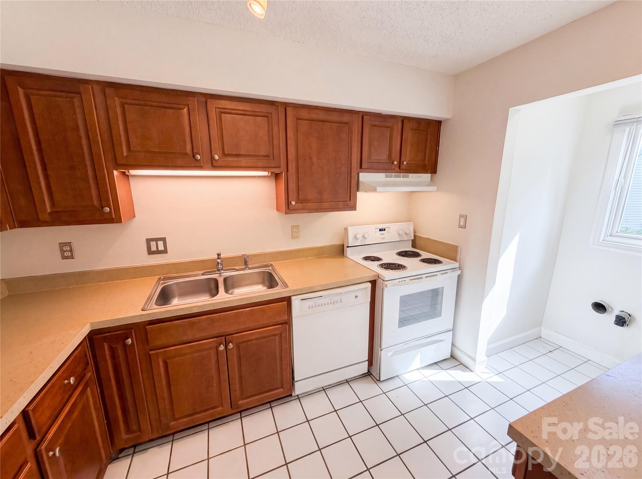 Sharon Lakes - Residential