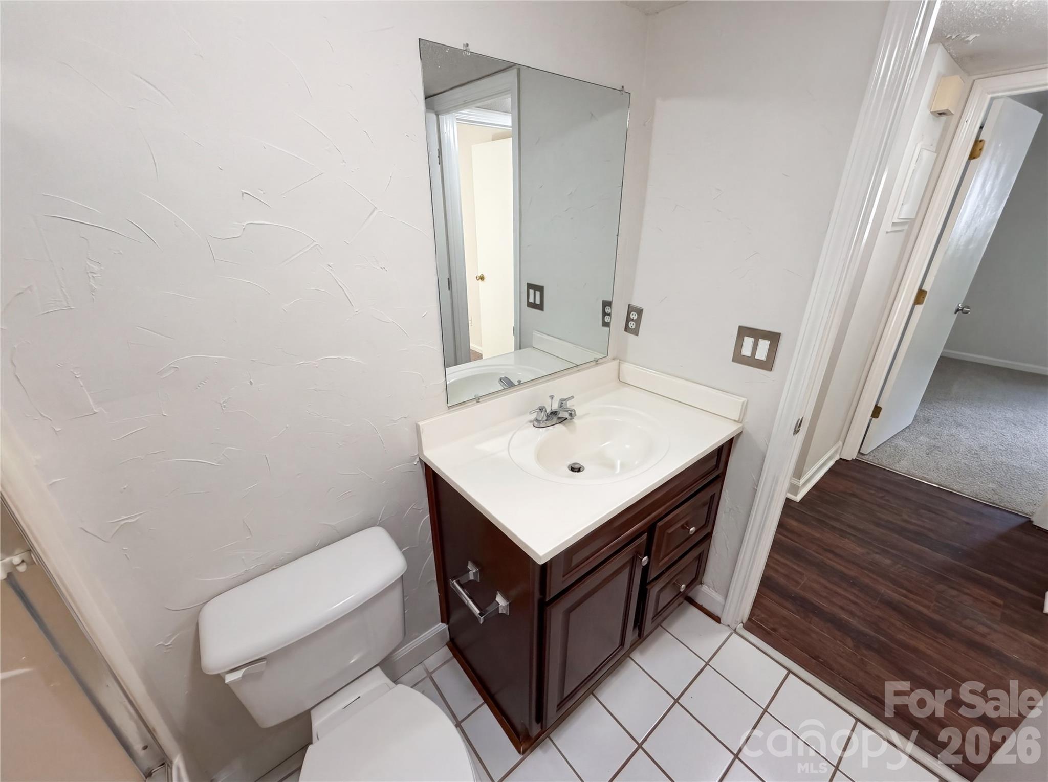 Sharon Lakes - Residential