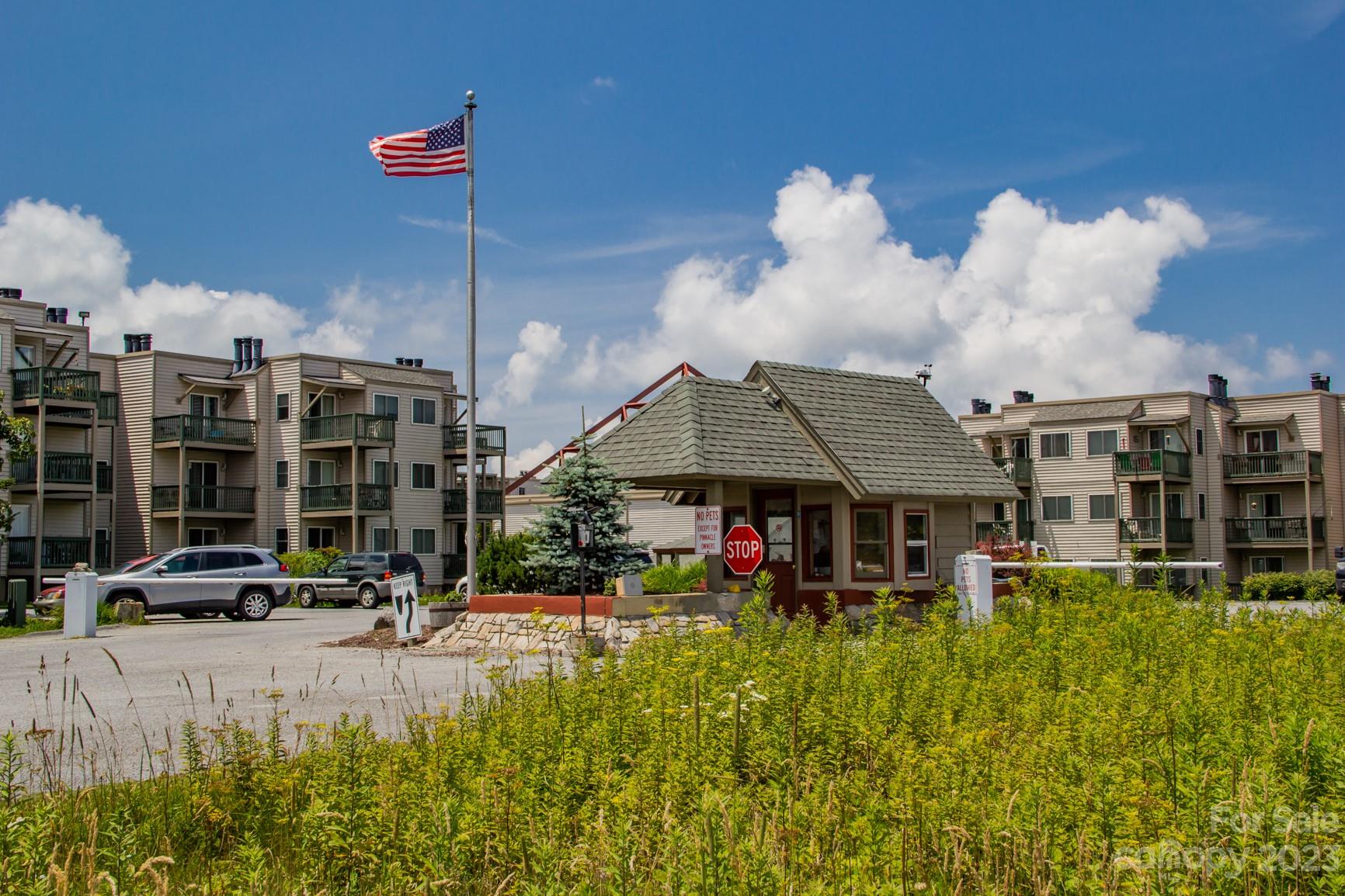Pinnacle Inn - Residential