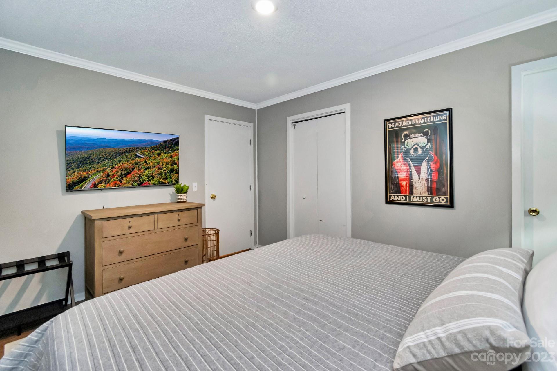 Pinnacle Inn - Residential