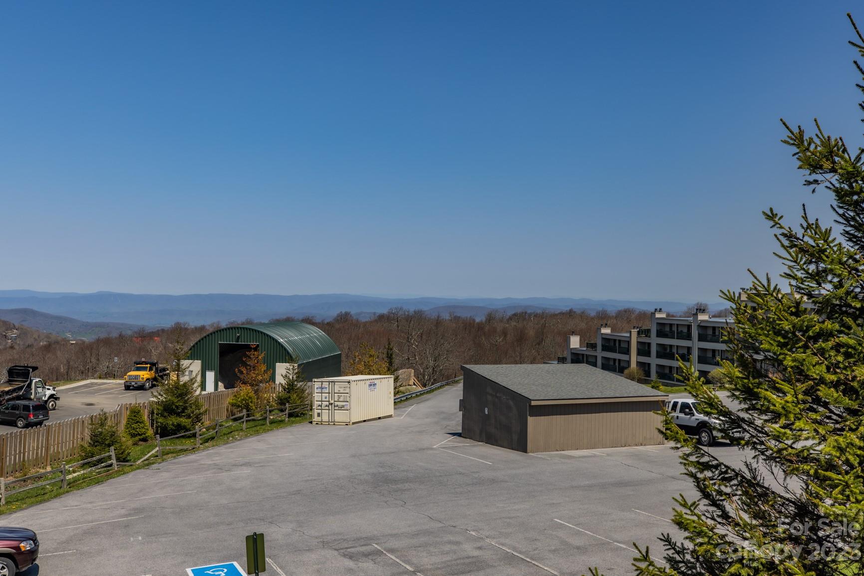 Pinnacle Inn - Residential