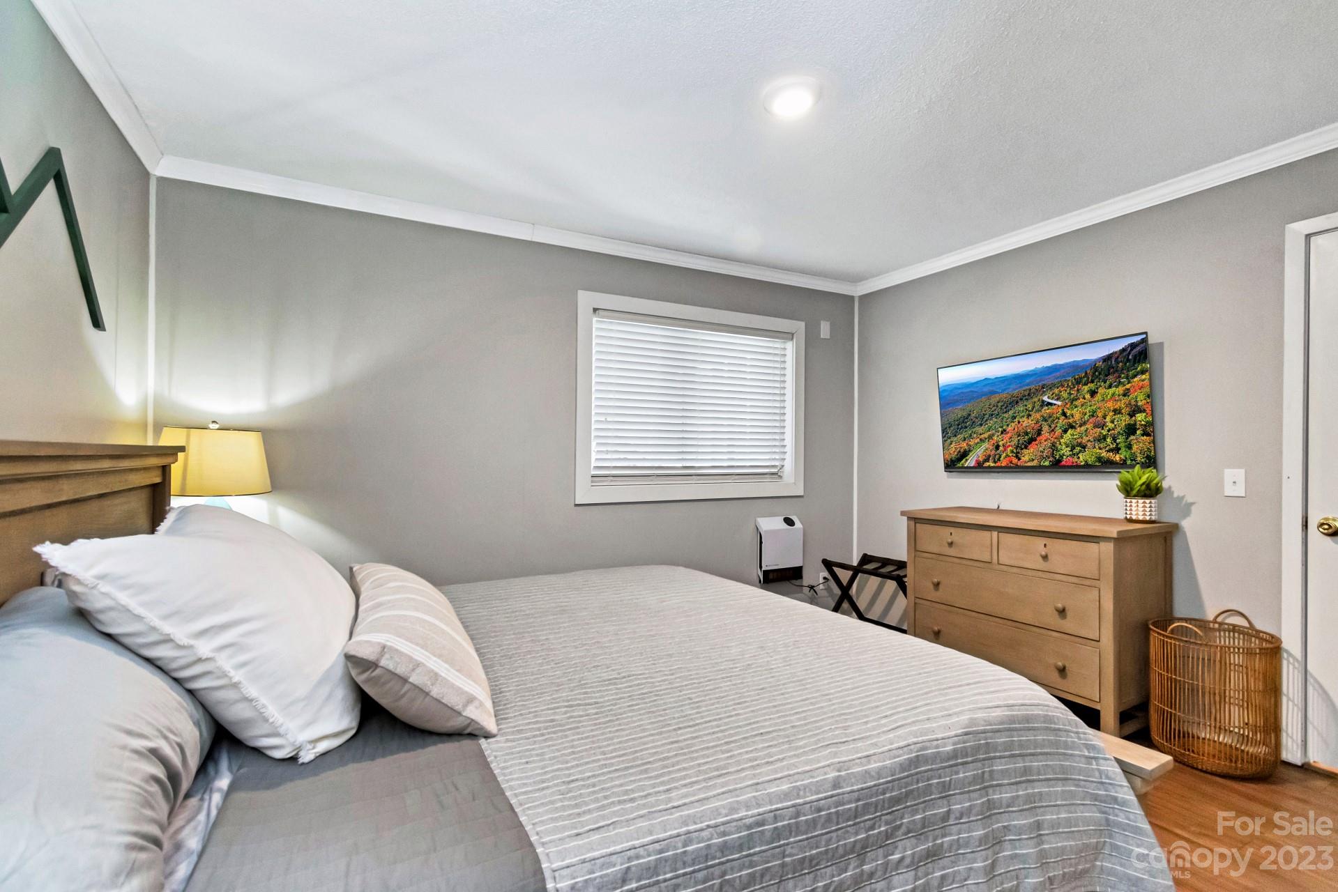 Pinnacle Inn - Residential