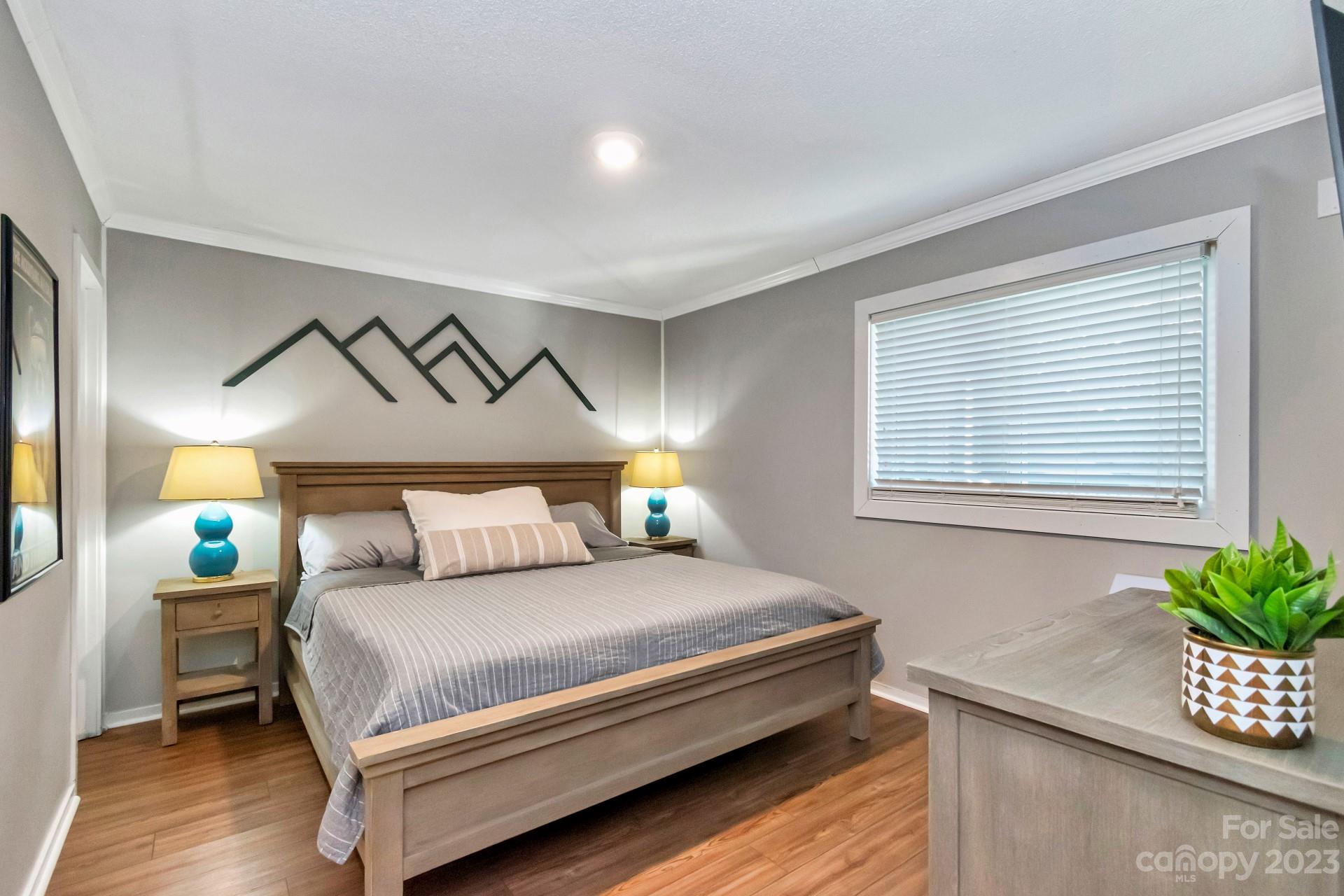Pinnacle Inn - Residential