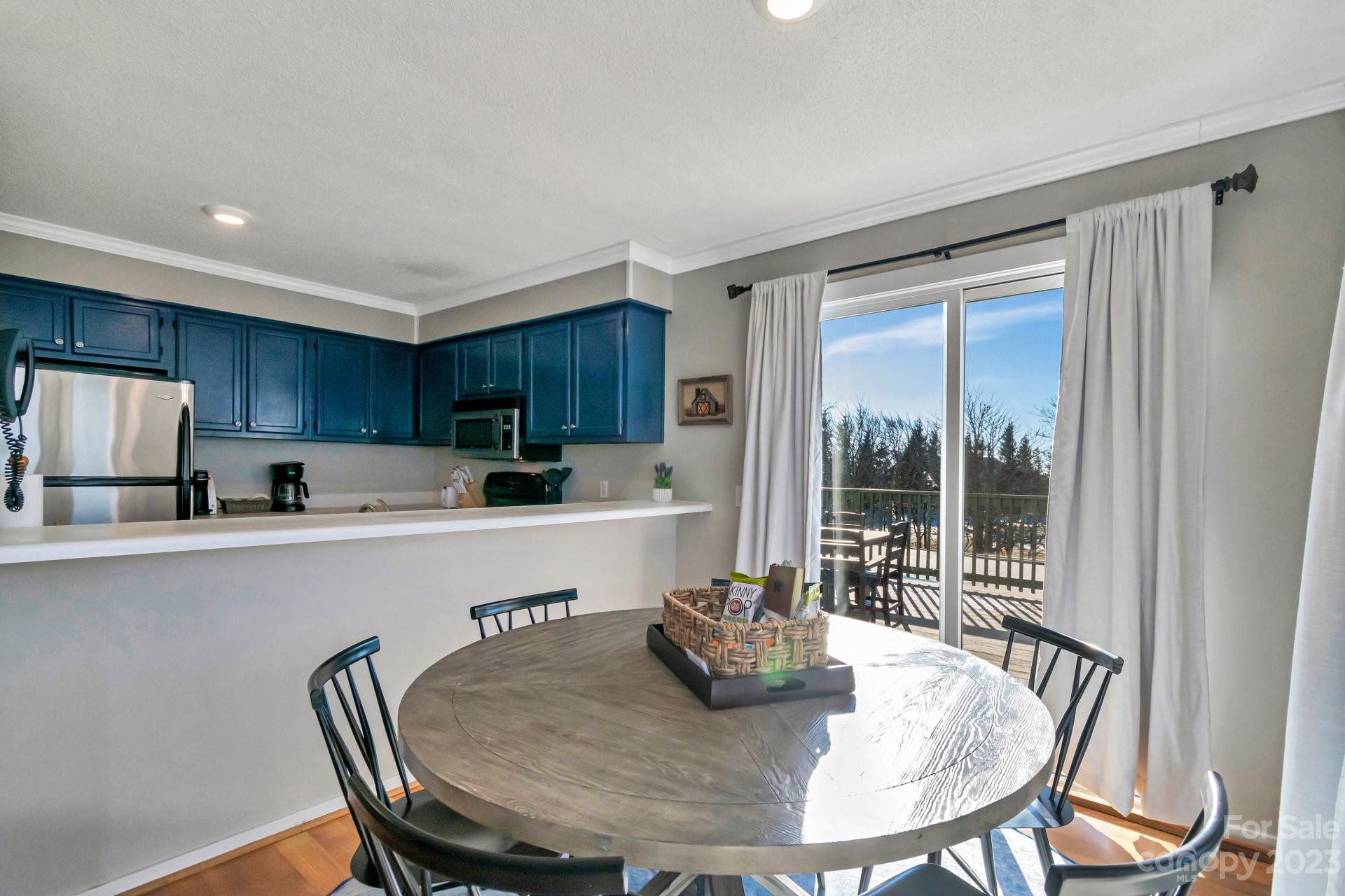 Pinnacle Inn - Residential