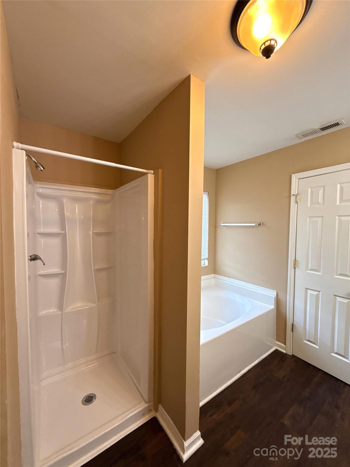 Oakbrooke - Residential Lease