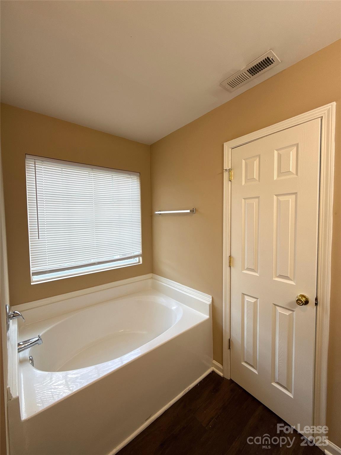 Oakbrooke - Residential Lease