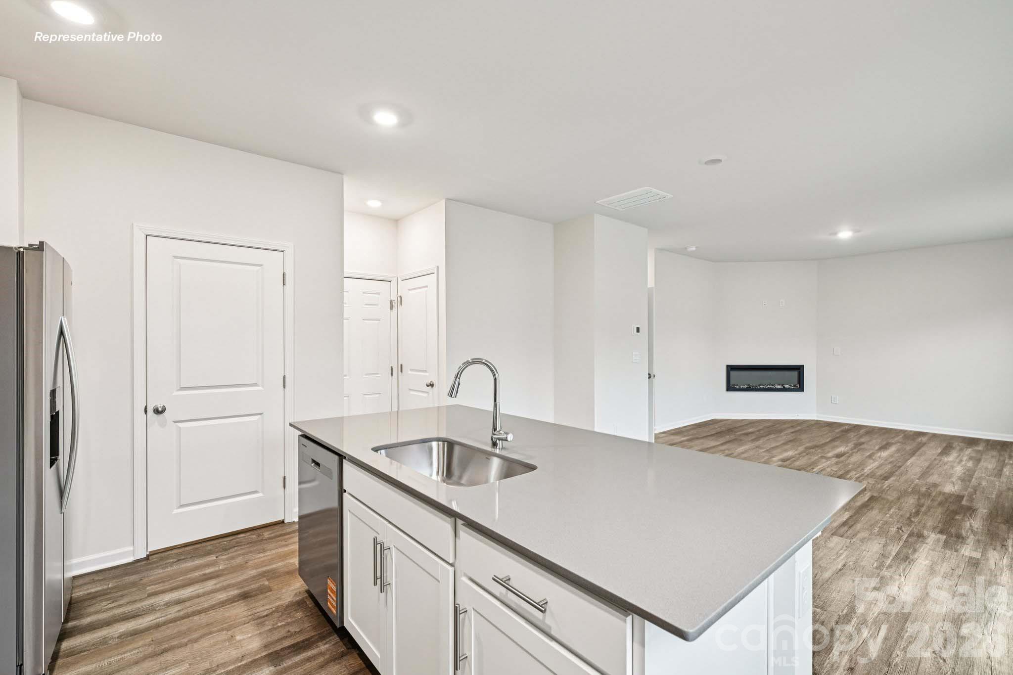 The Hamptons at Hickory - Residential