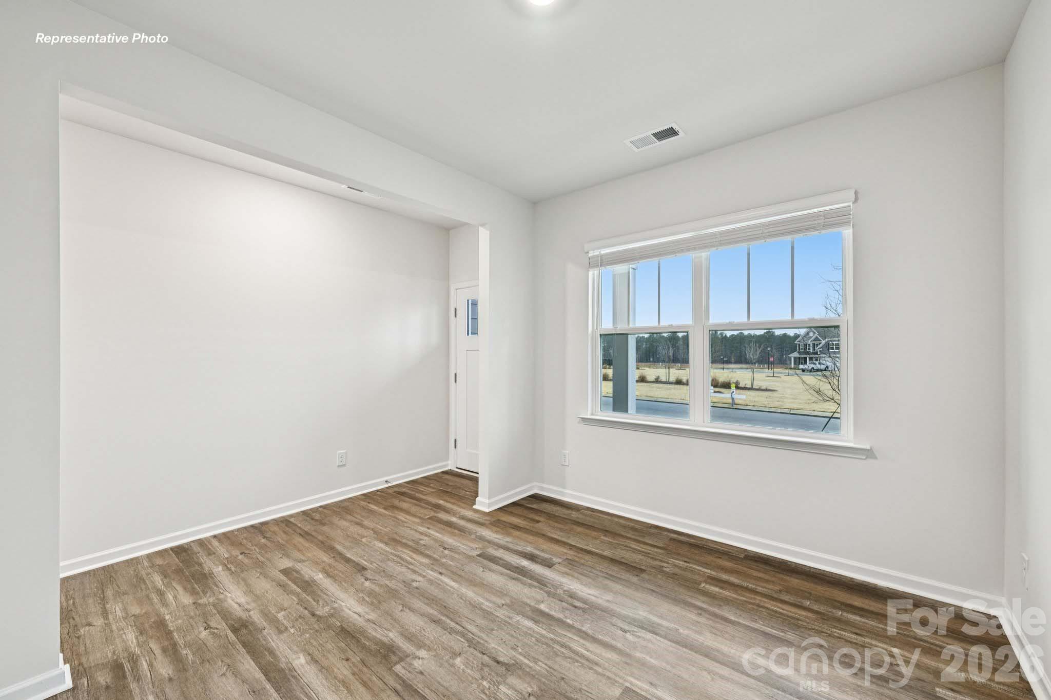 The Hamptons at Hickory - Residential