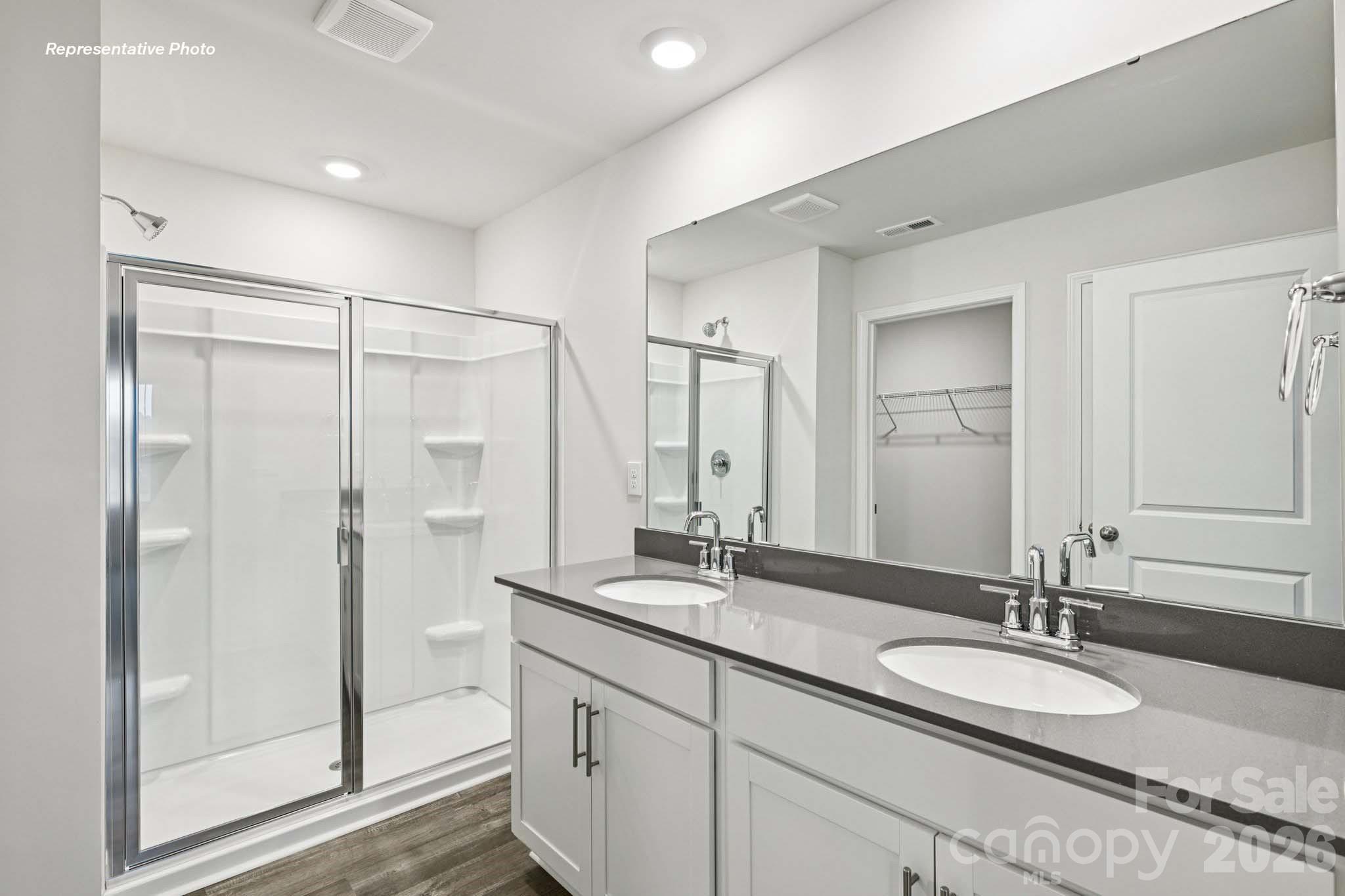 The Hamptons at Hickory - Residential