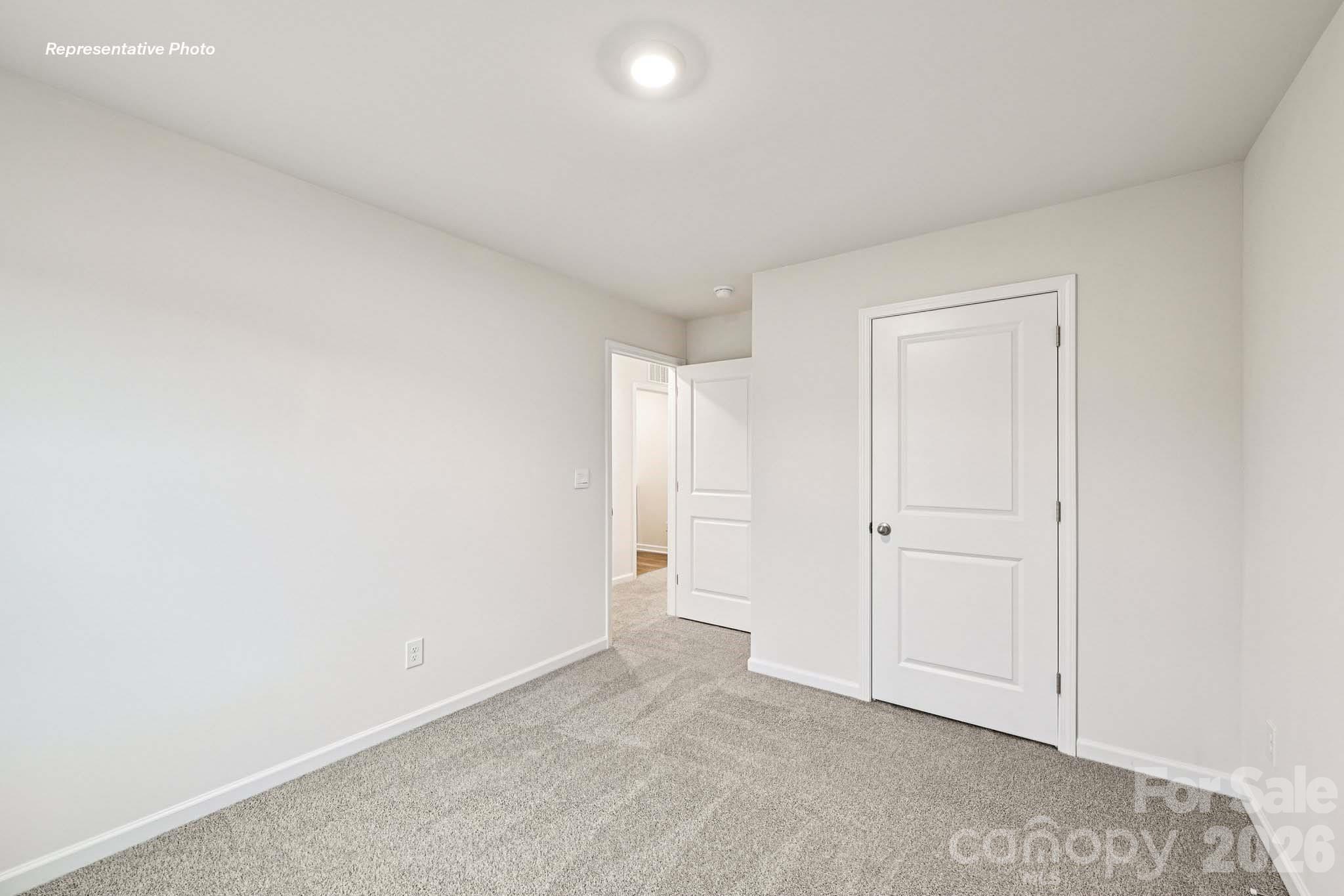 The Hamptons at Hickory - Residential