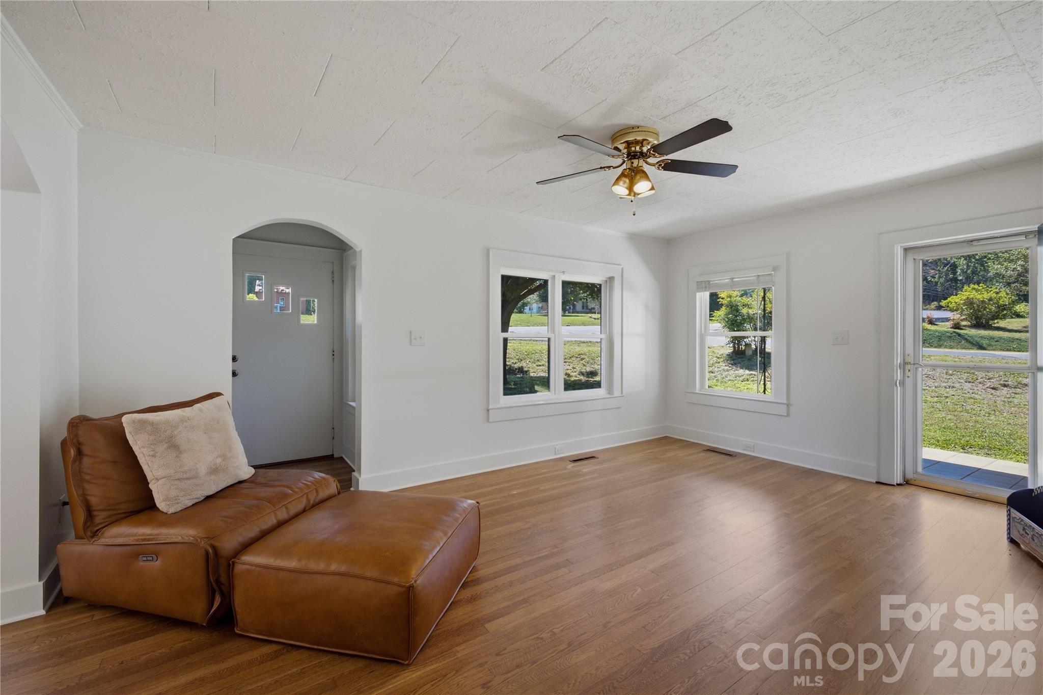 1430 Enola Road