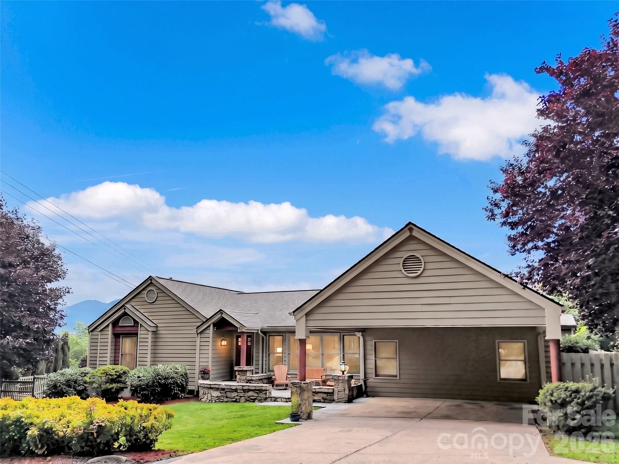 936 Little Mountain Road
