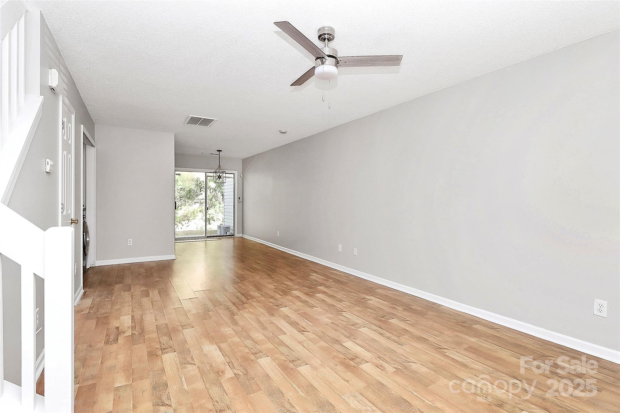 10219 Reindeer Way Lane