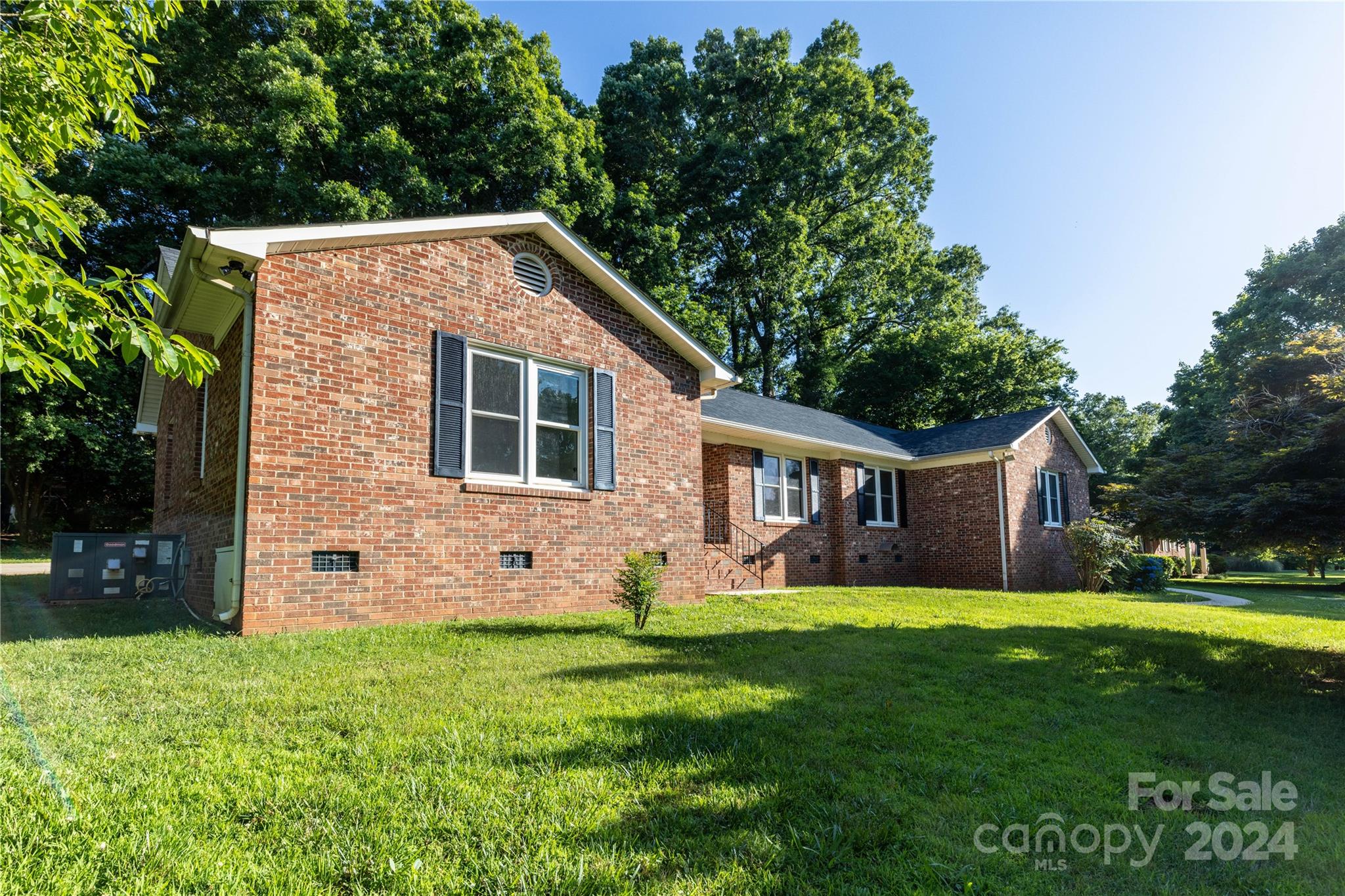 Hutchinson Place - Residential