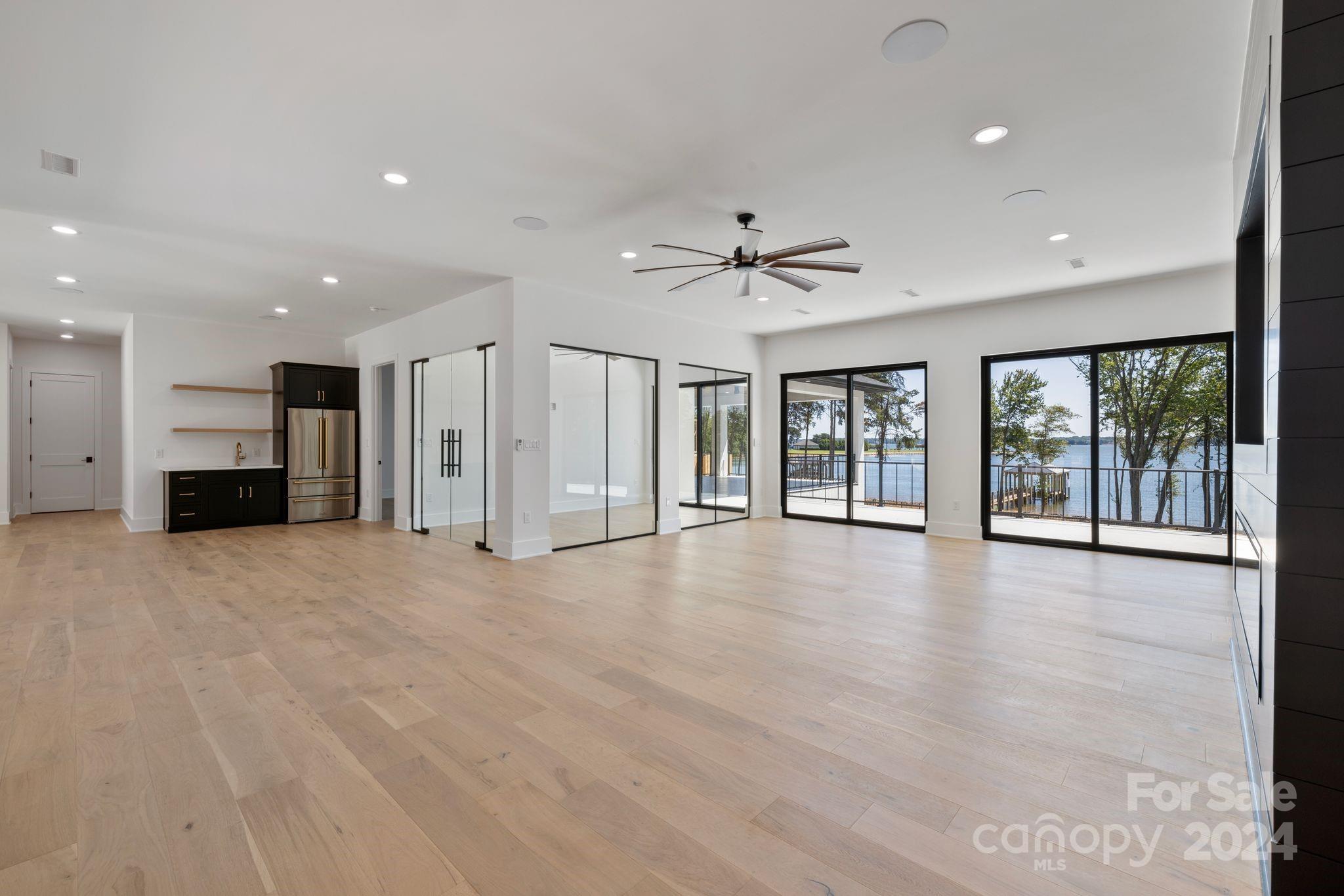 Saylors Watch - Residential