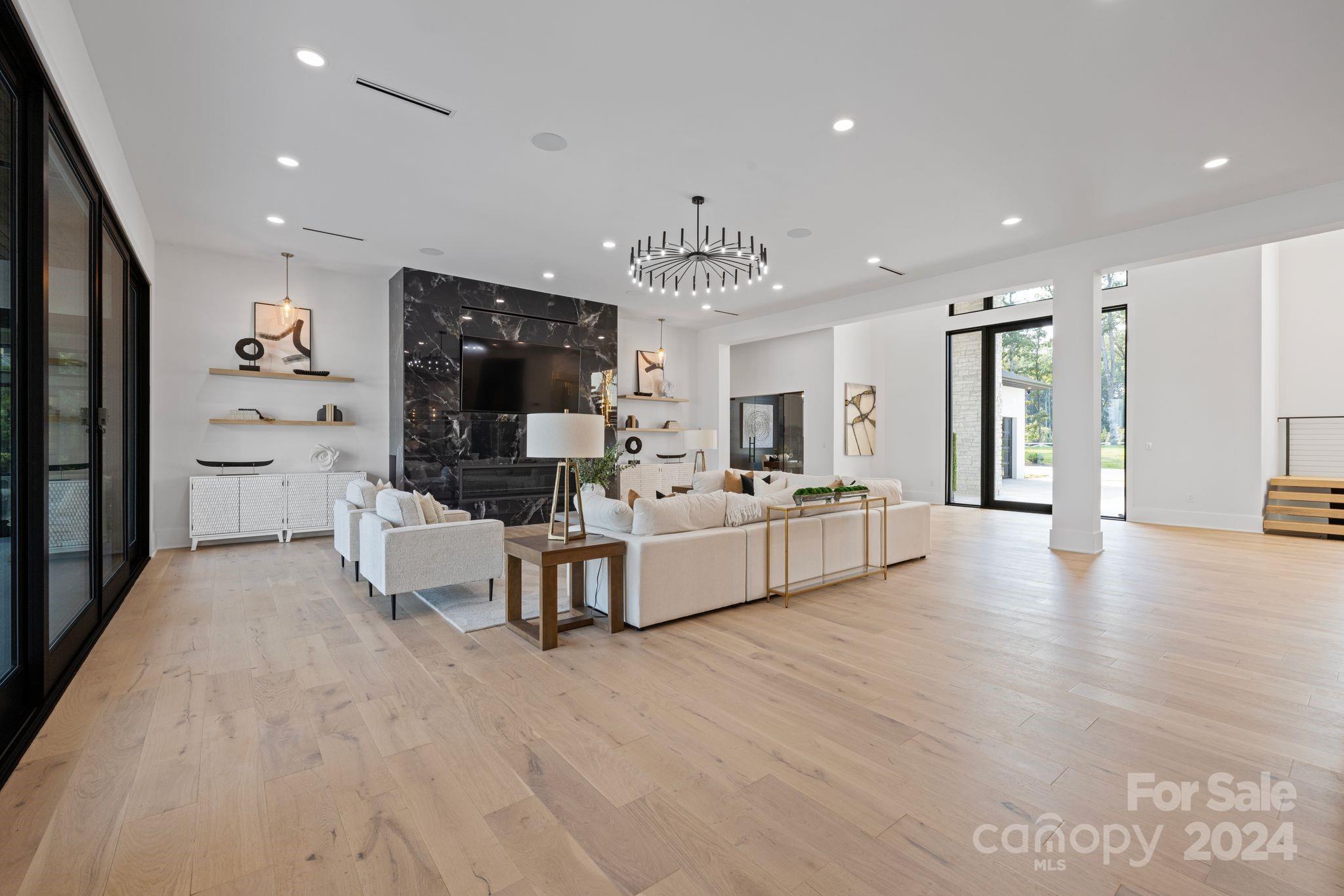 Saylors Watch - Residential