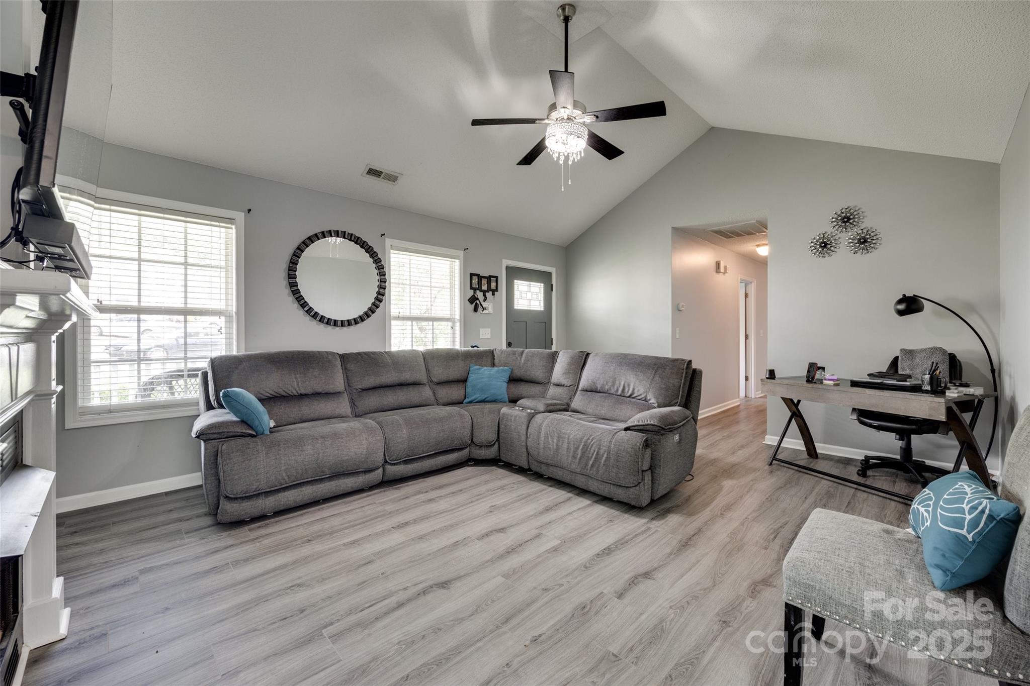 735 Shuttles Way