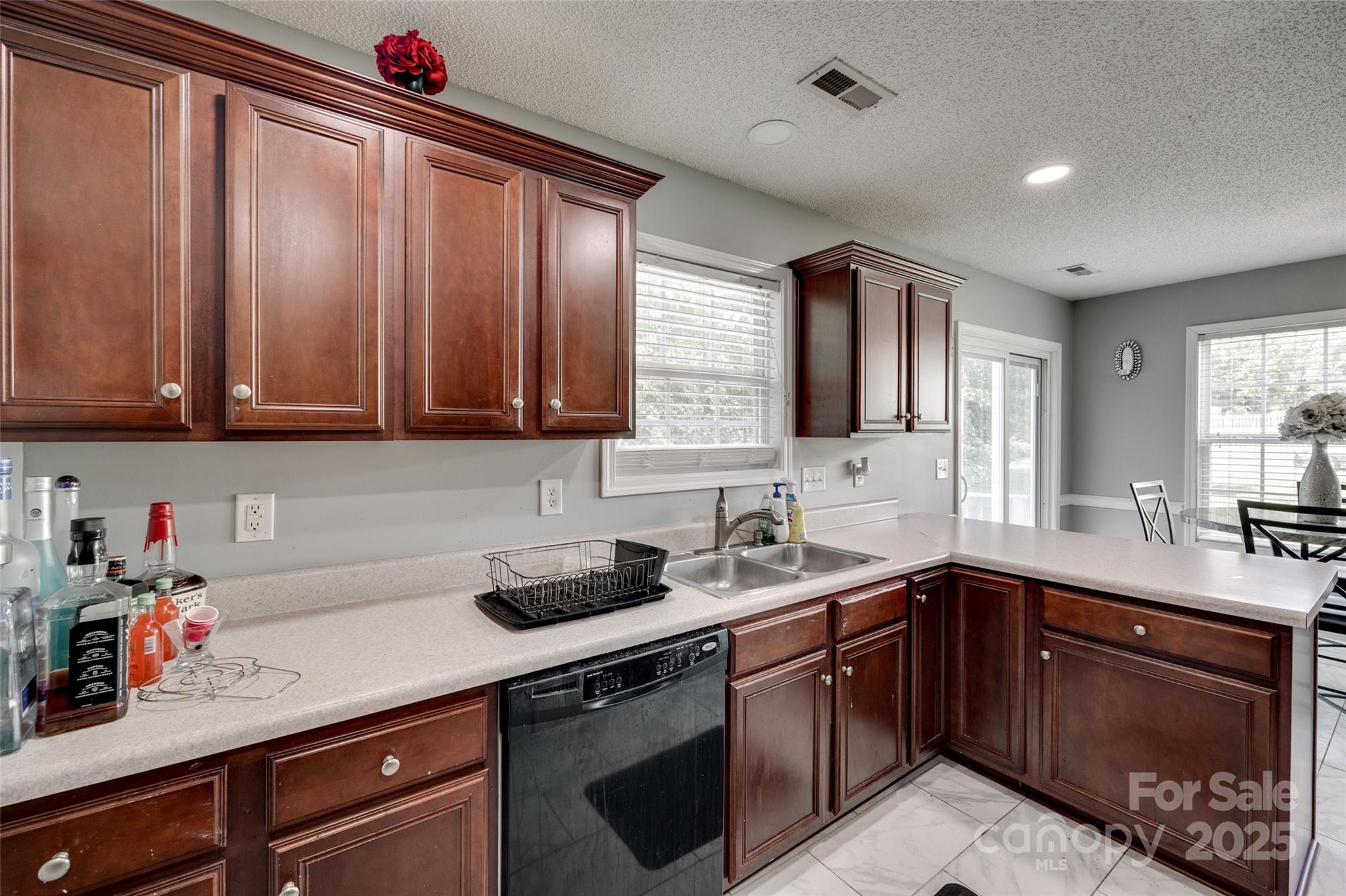 Avery Lake - Residential