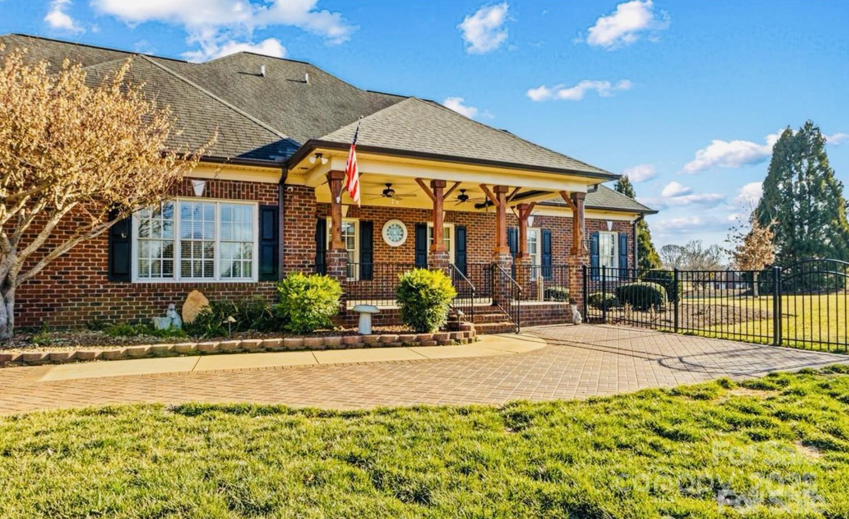 107 Cedar Lake Drive
