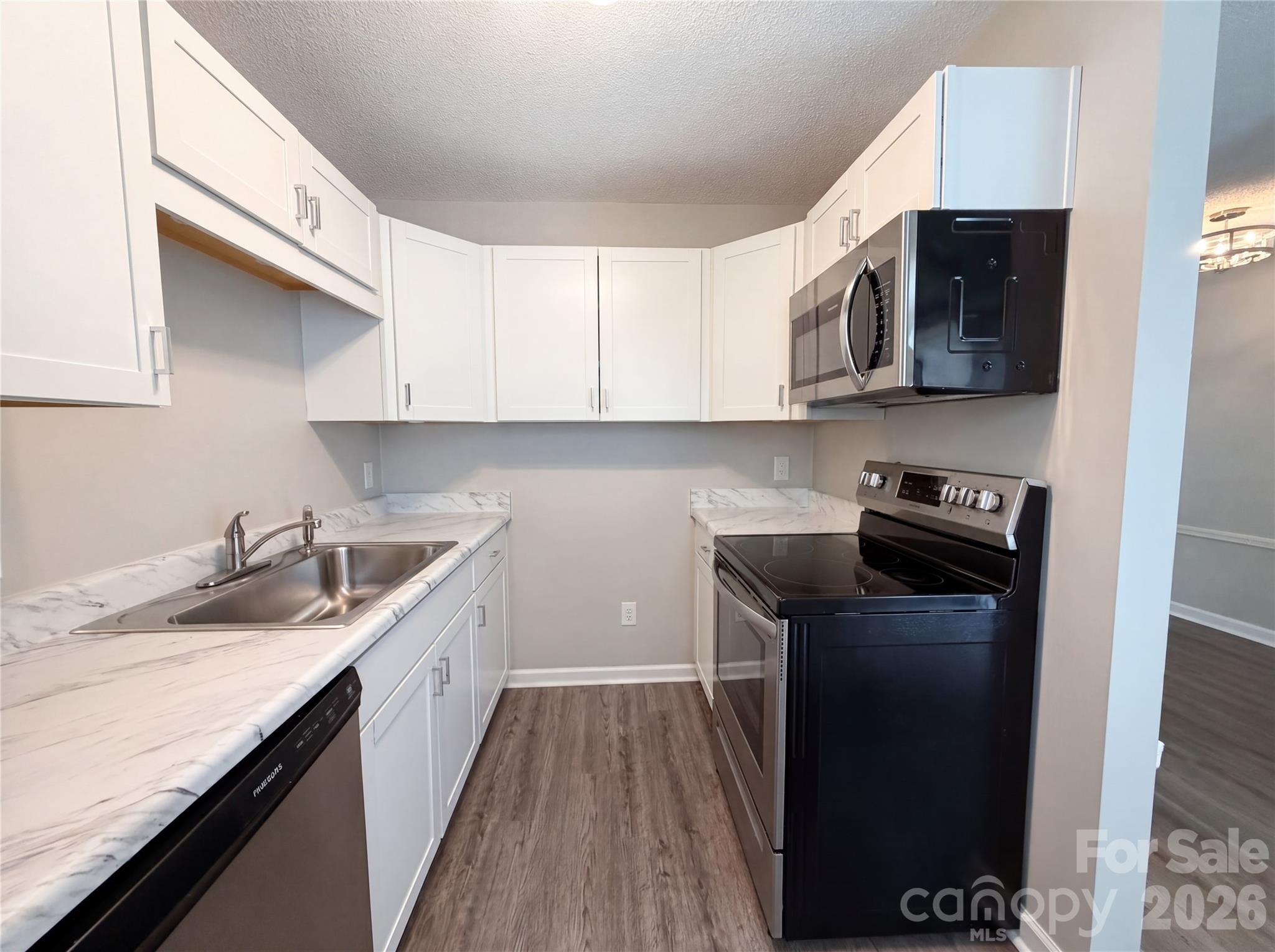 Olde Salem - Residential