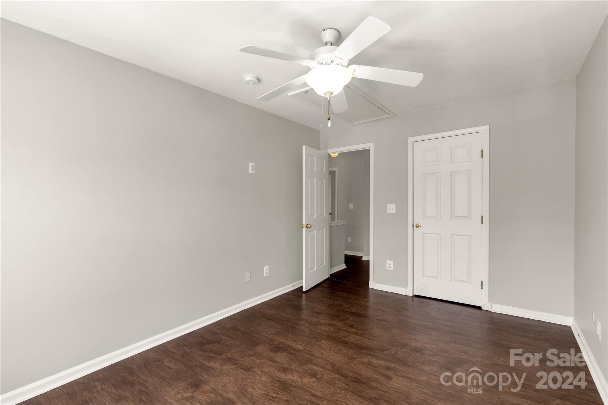 Autumn Cove At Lake Wylie - Residential