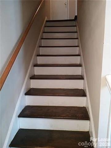 Carriage House - Residential Lease