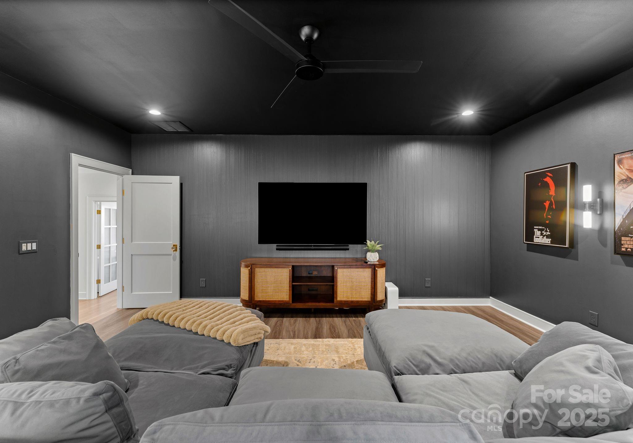 Saylors Watch - Residential