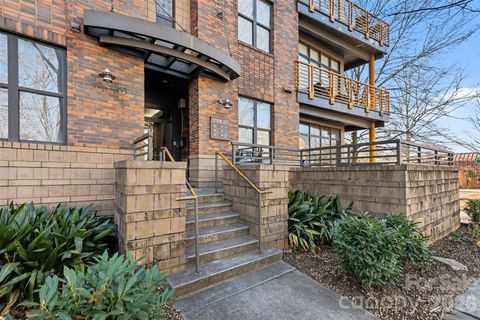 Photo of 730 N Davidson Street, Charlotte, NC 28202 (MLS # 4345380)