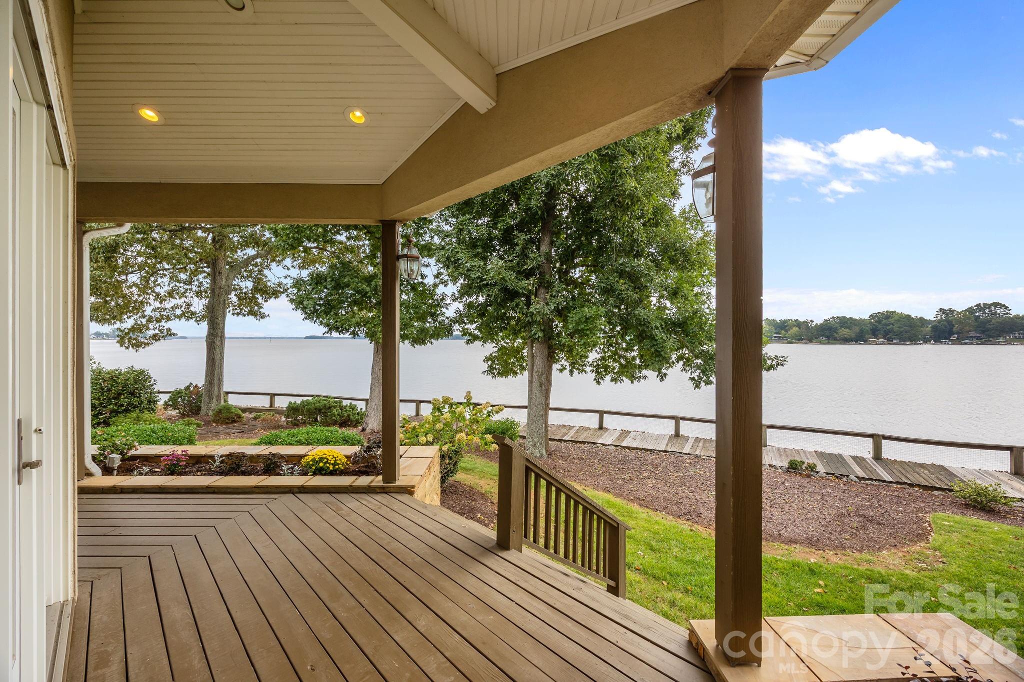 1890 Yacht Club Drive