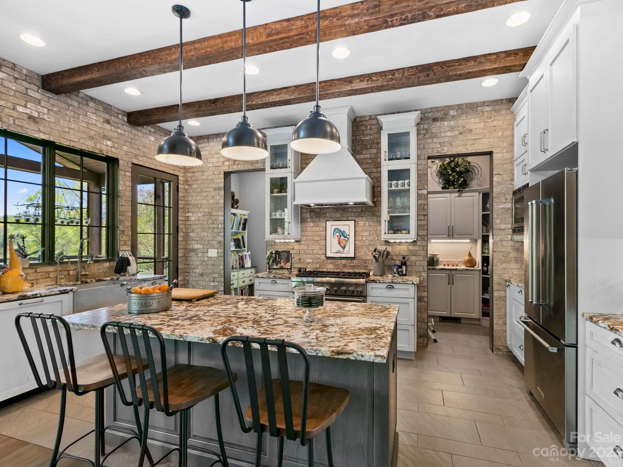 Sovereign Oaks - Residential