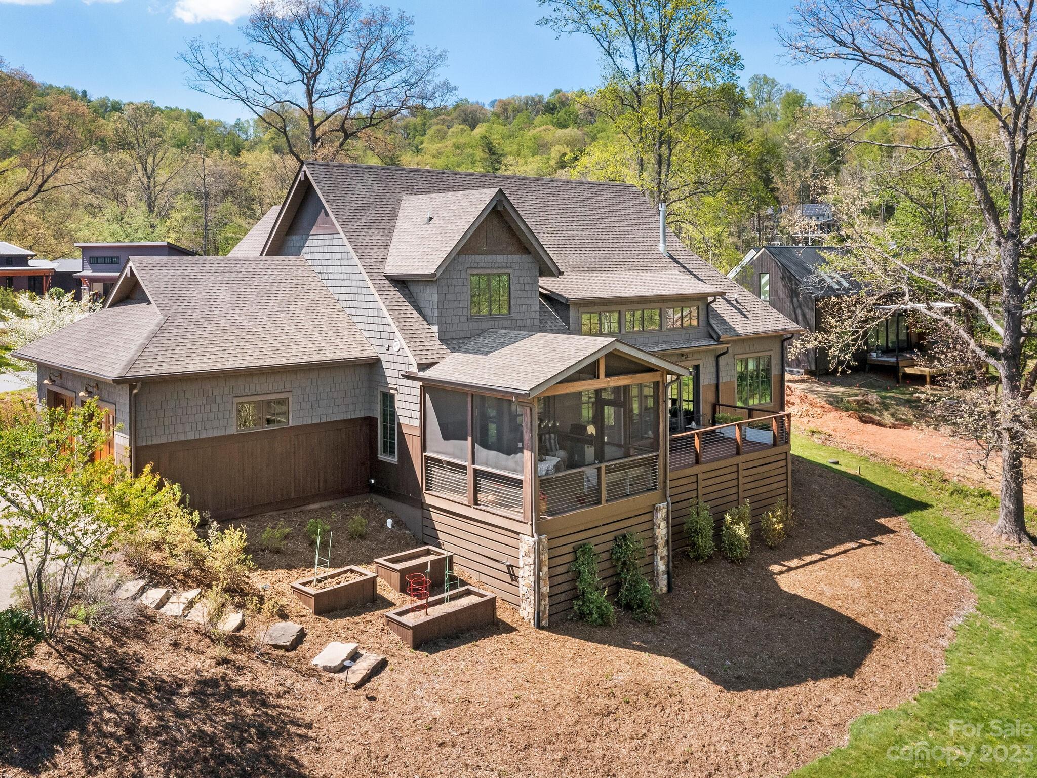 Sovereign Oaks - Residential