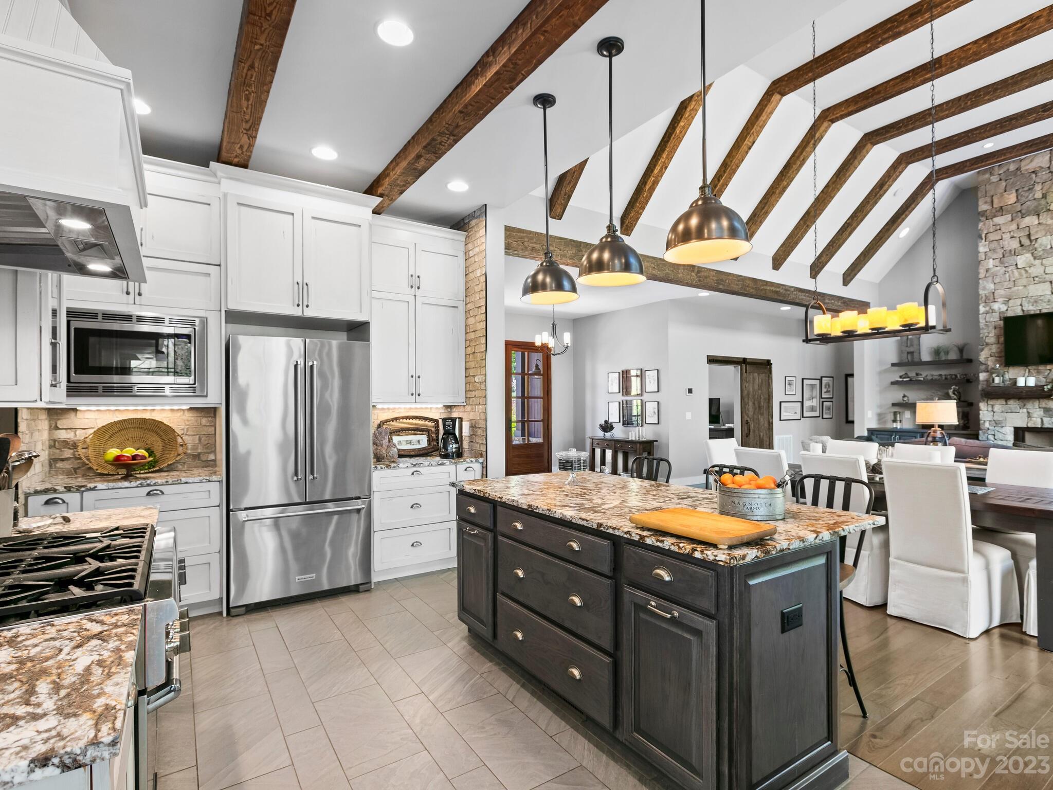 Sovereign Oaks - Residential