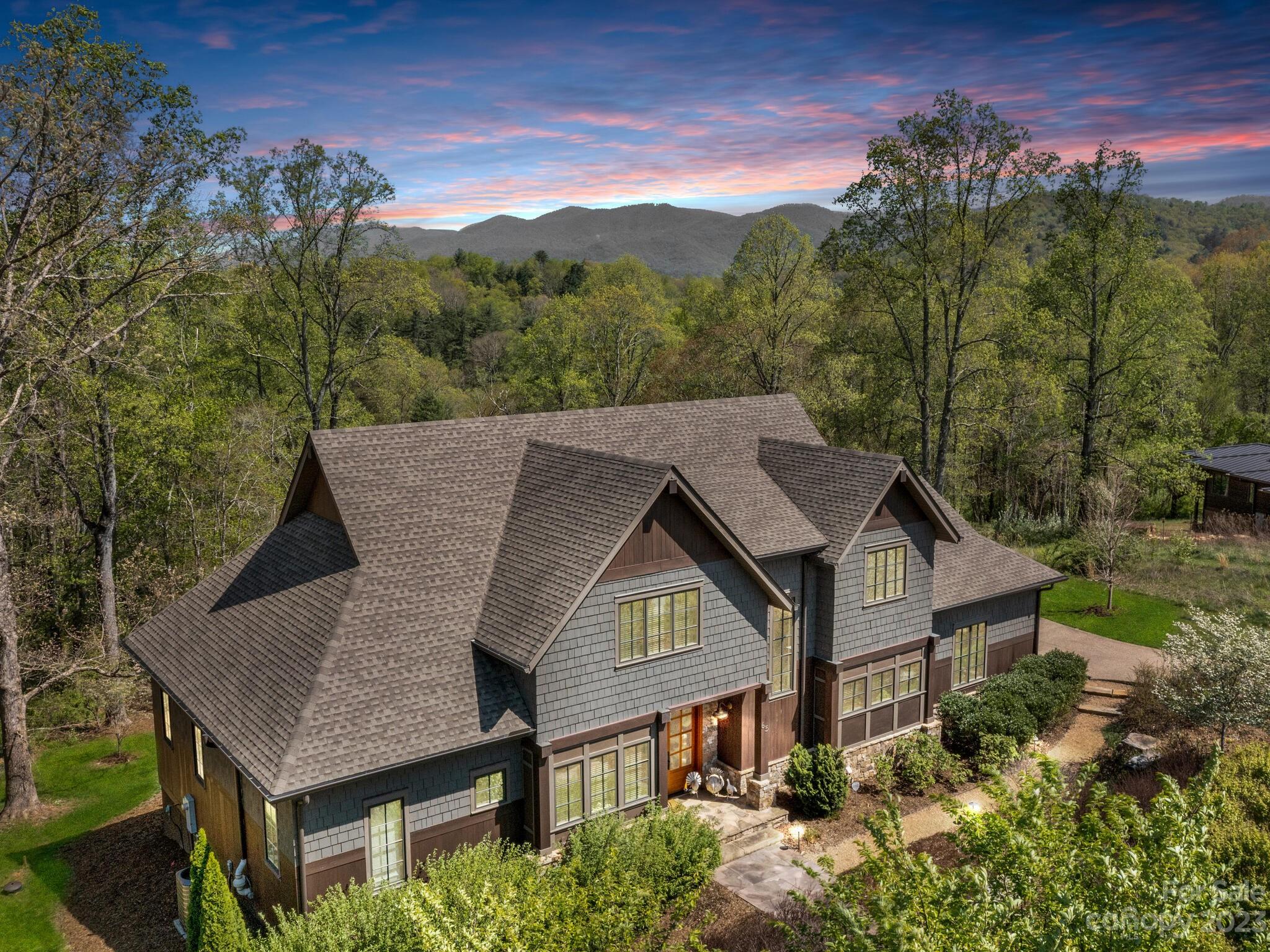 Sovereign Oaks - Residential