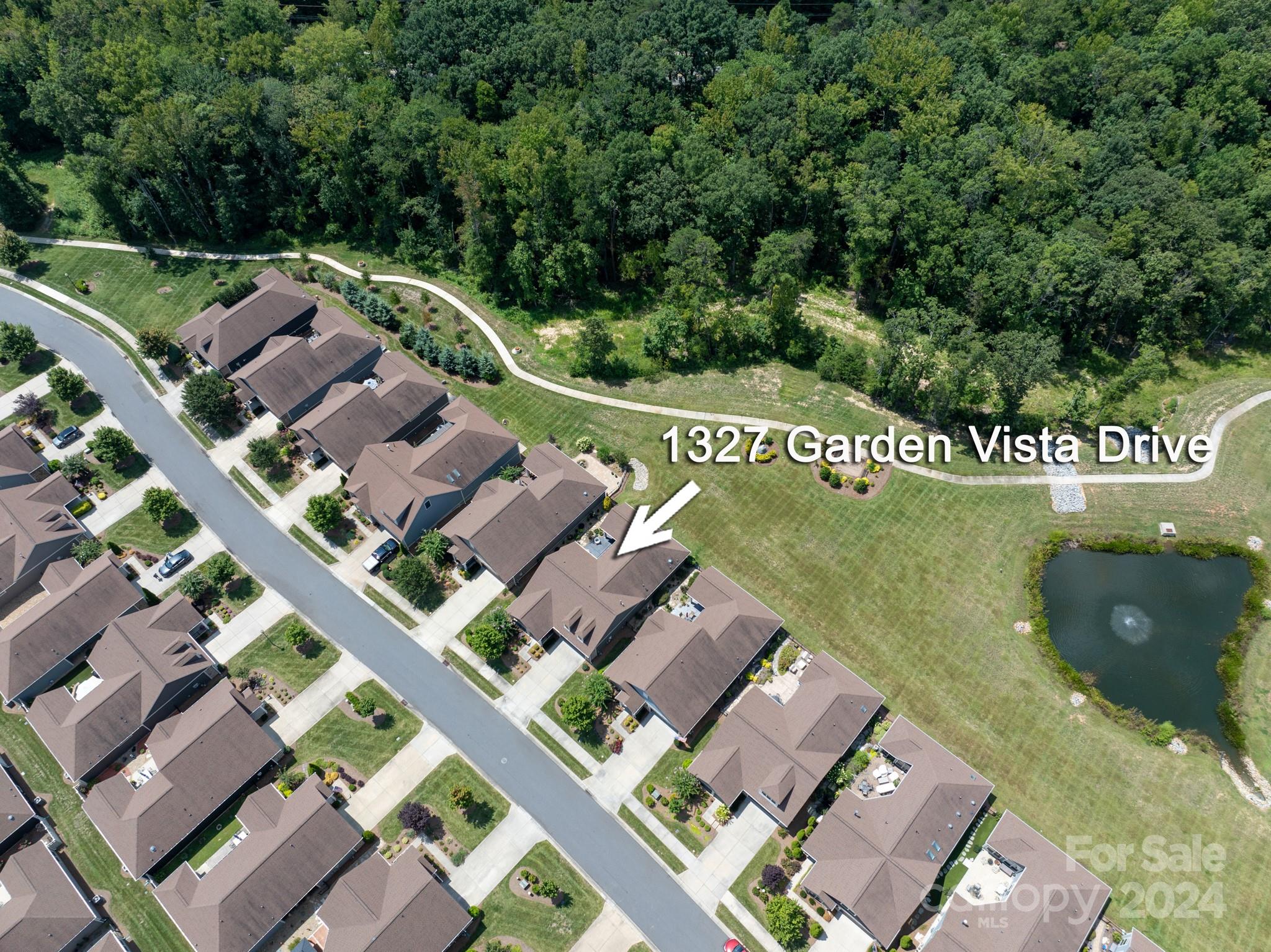 The Courtyards at Emerald Lake - Residential