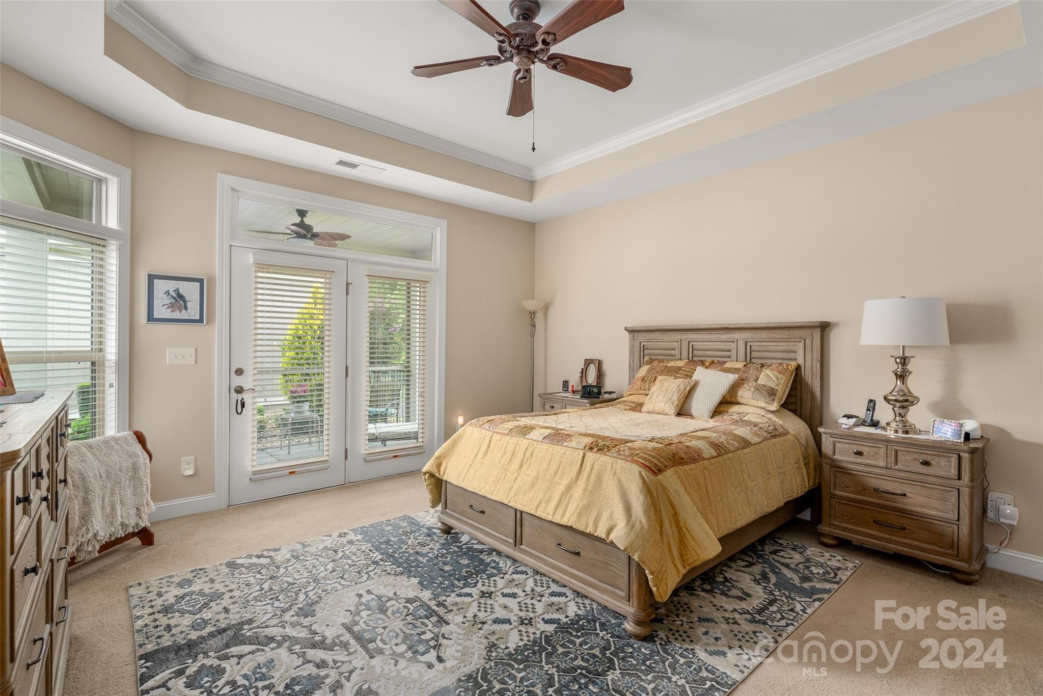 The Courtyards at Emerald Lake - Residential