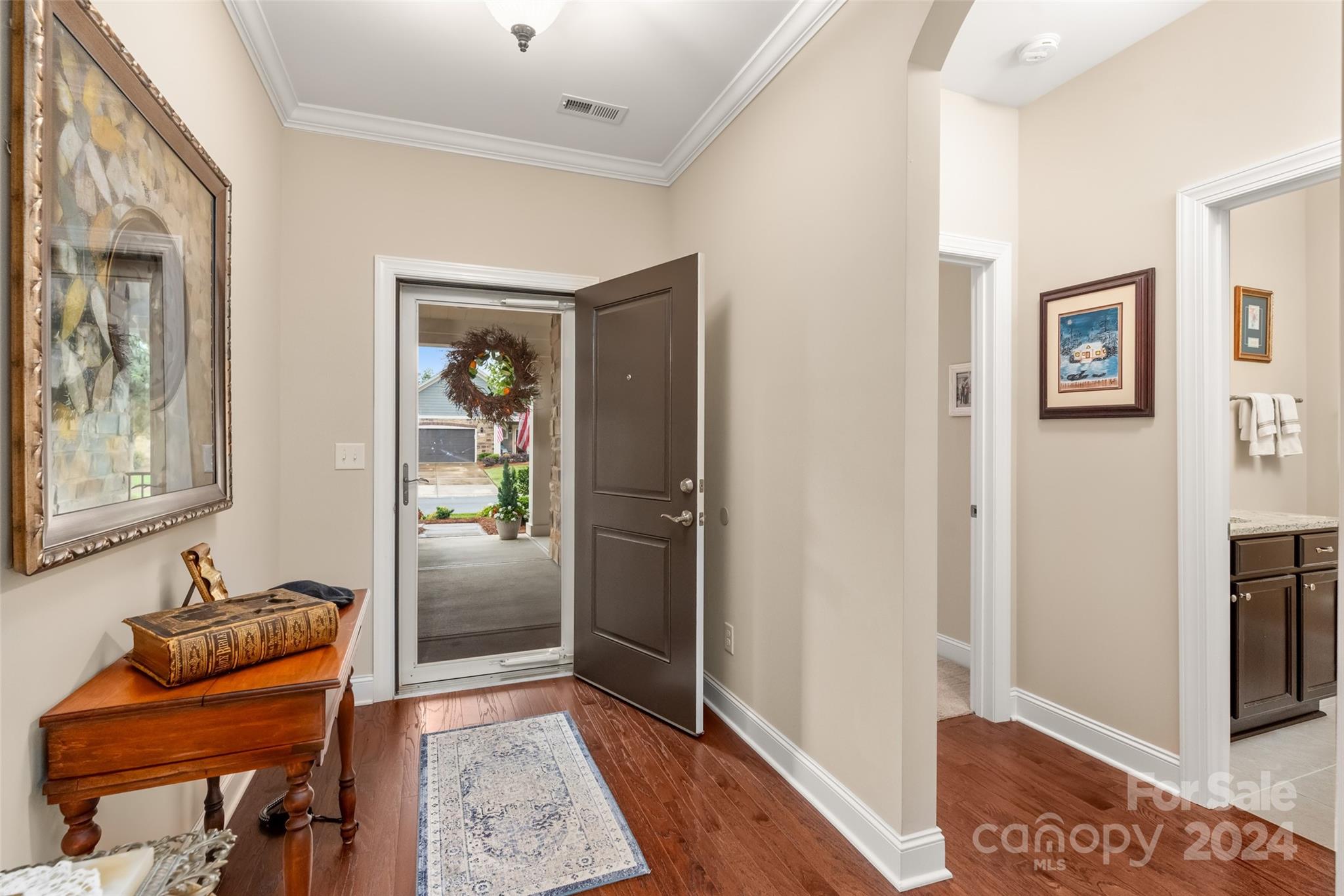 The Courtyards at Emerald Lake - Residential