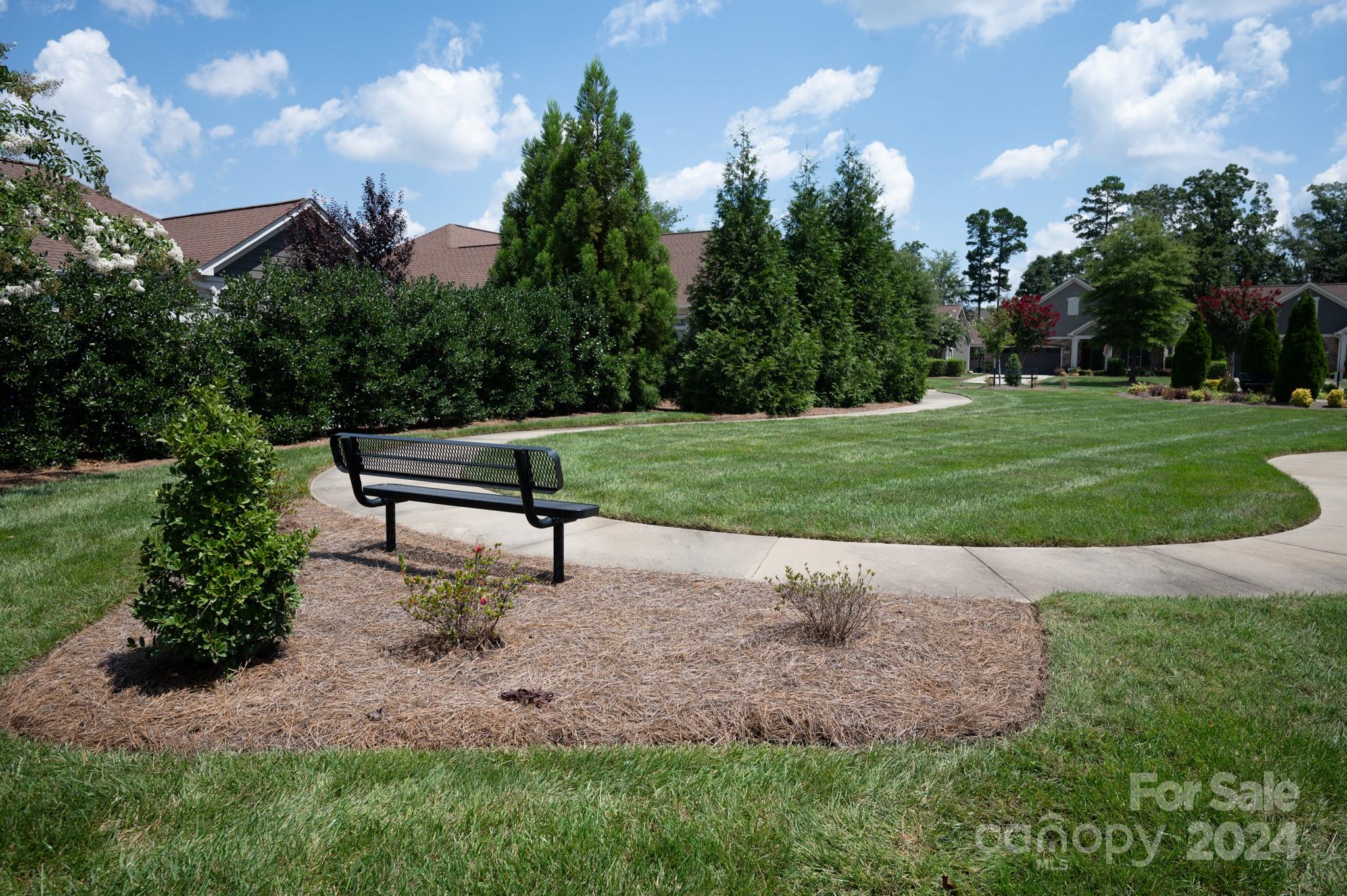 The Courtyards at Emerald Lake - Residential