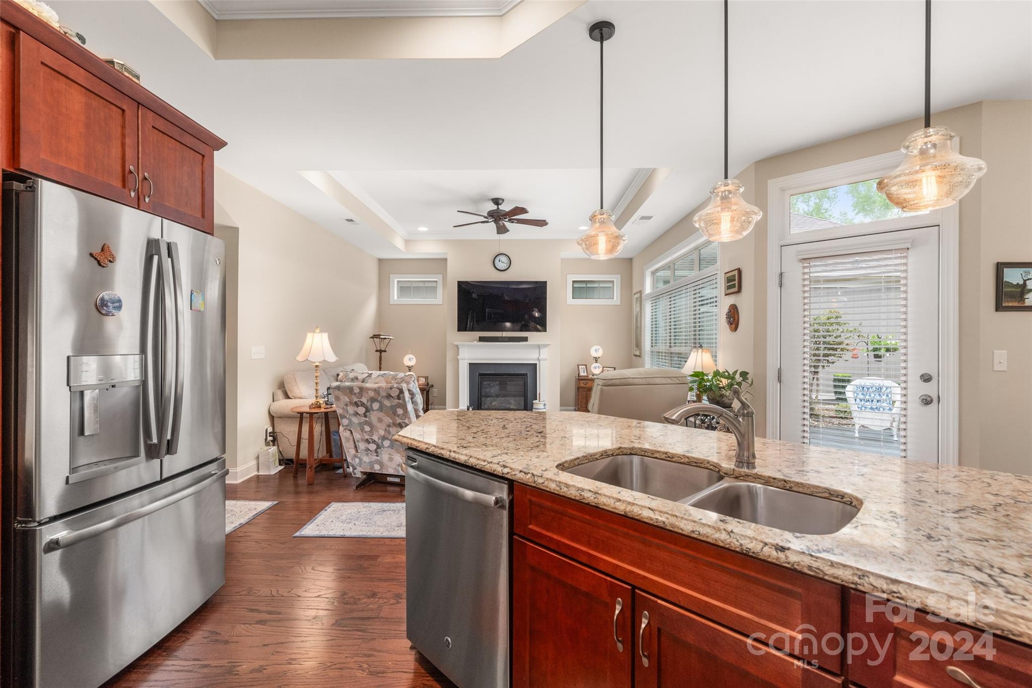 The Courtyards at Emerald Lake - Residential