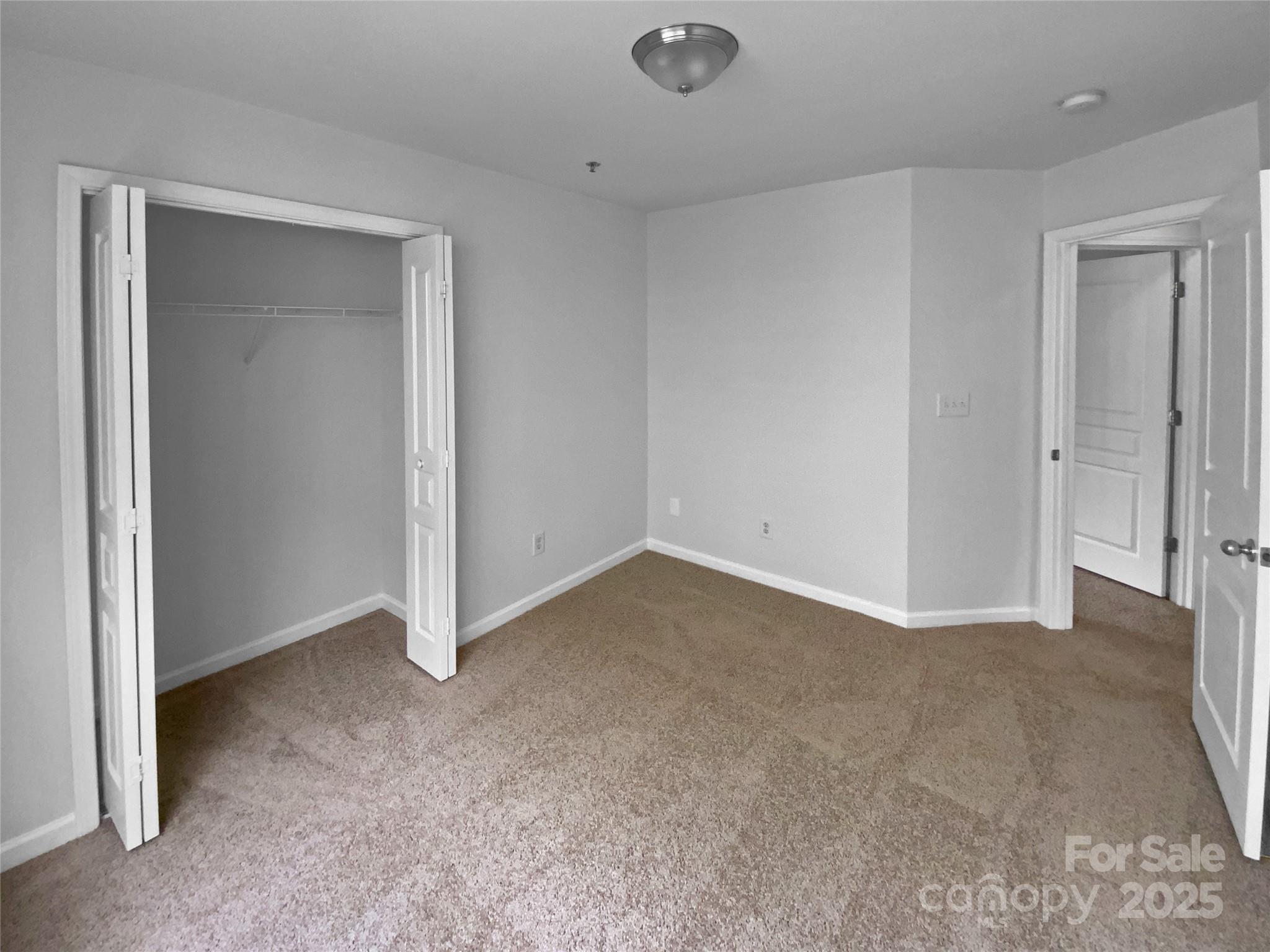 Avalon at Mallard Creek - Residential