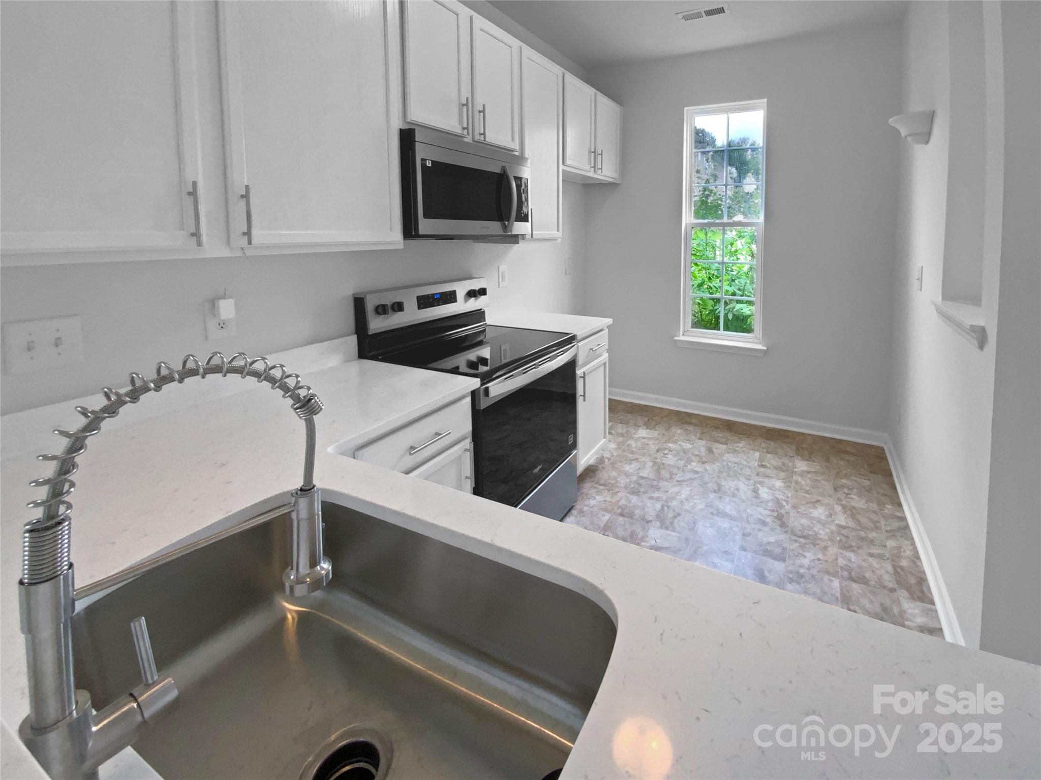 Avalon at Mallard Creek - Residential