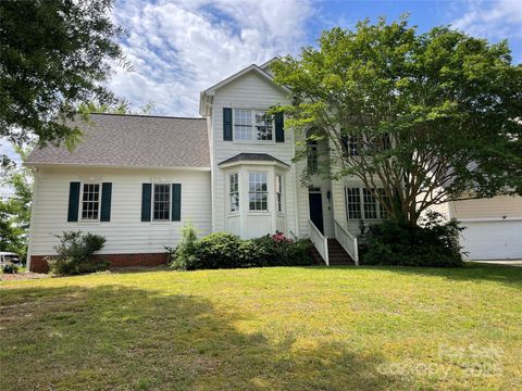 2208 Fieldmont Court Raleigh NC 27614