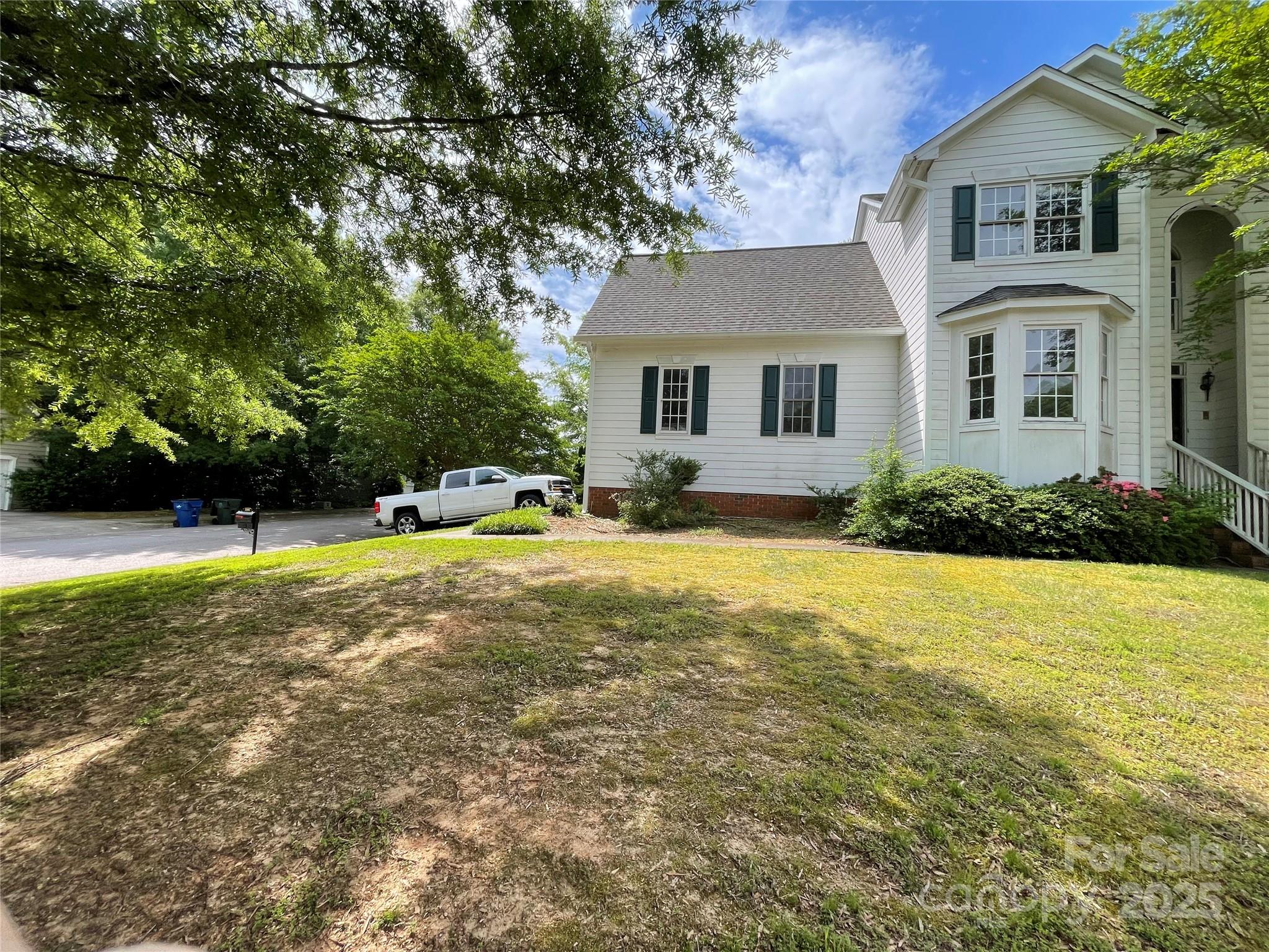 2208 Fieldmont Court