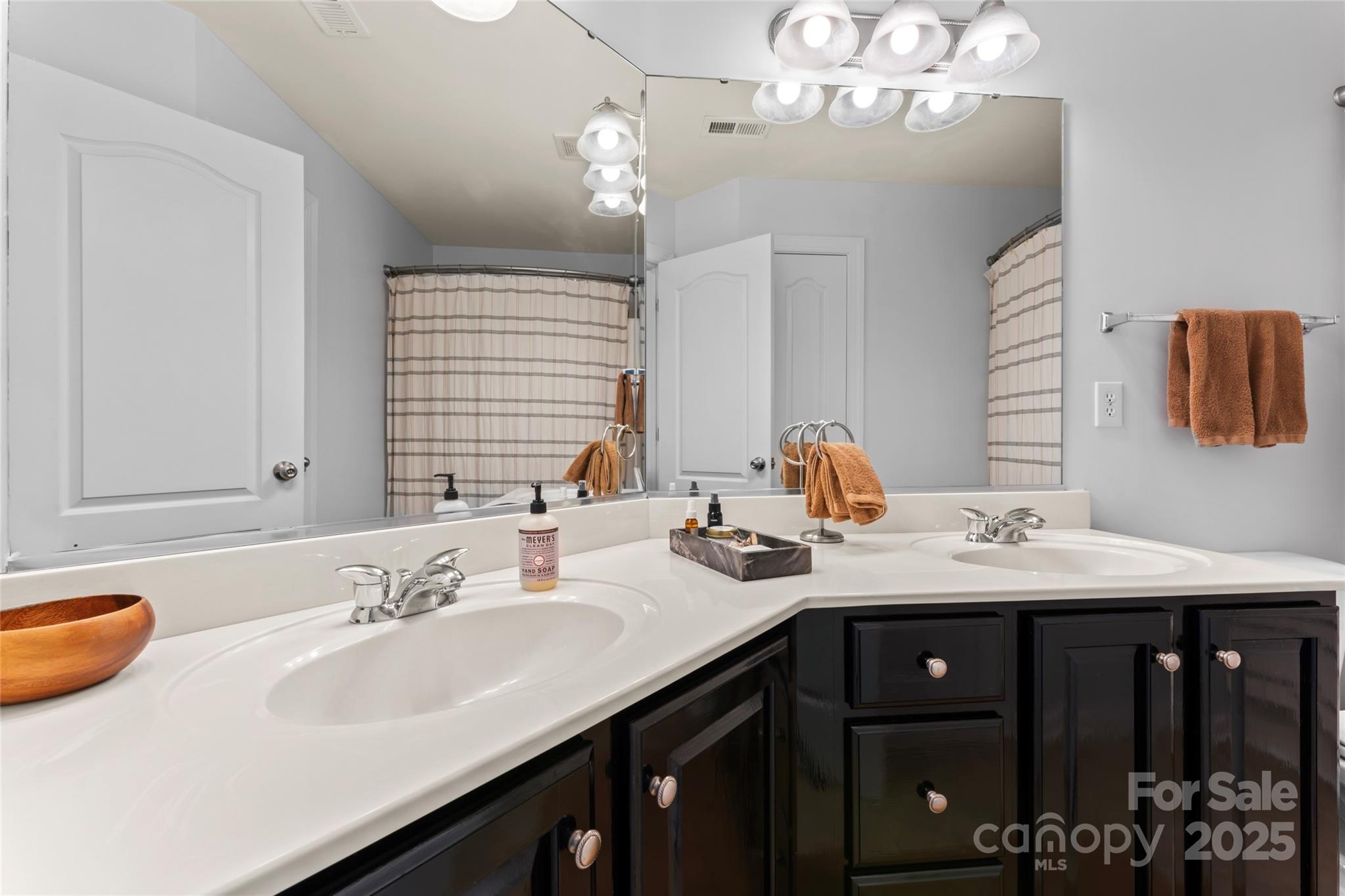 Wesley Oaks - Residential