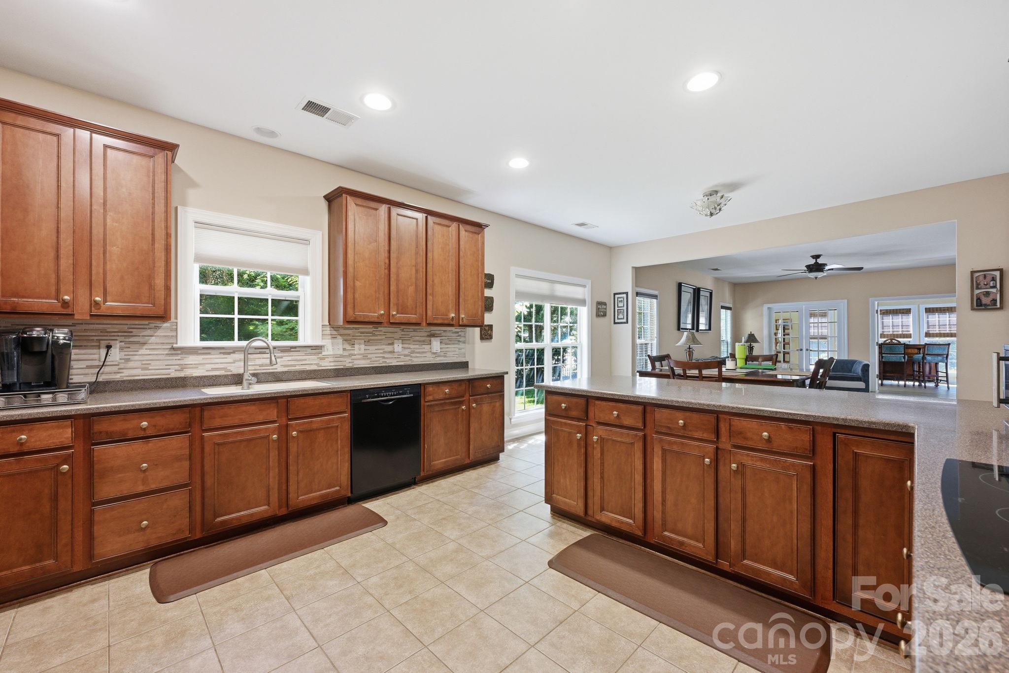 4405 Squirrel Trail Lane 26