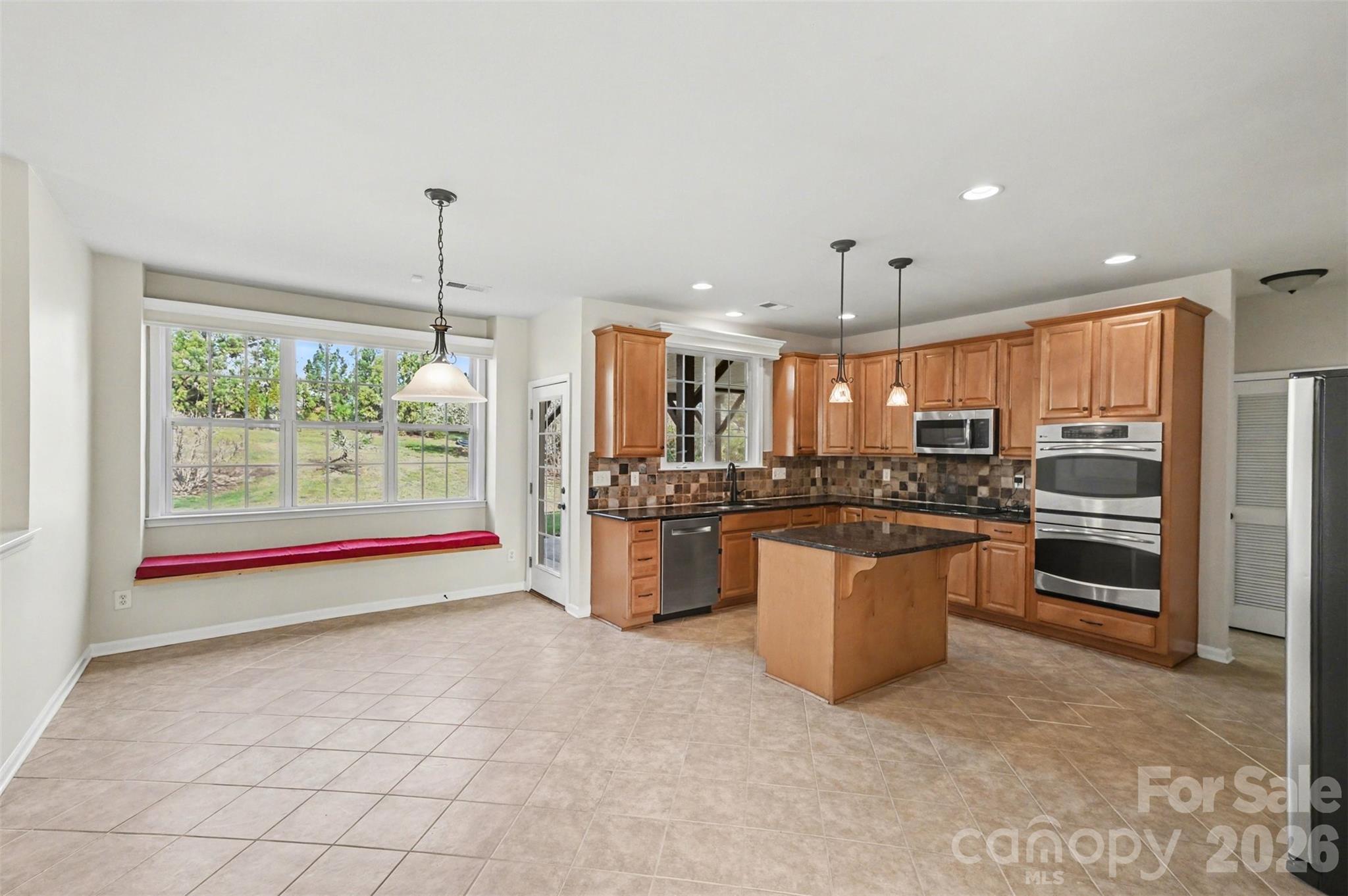 Bridge Pointe - Residential